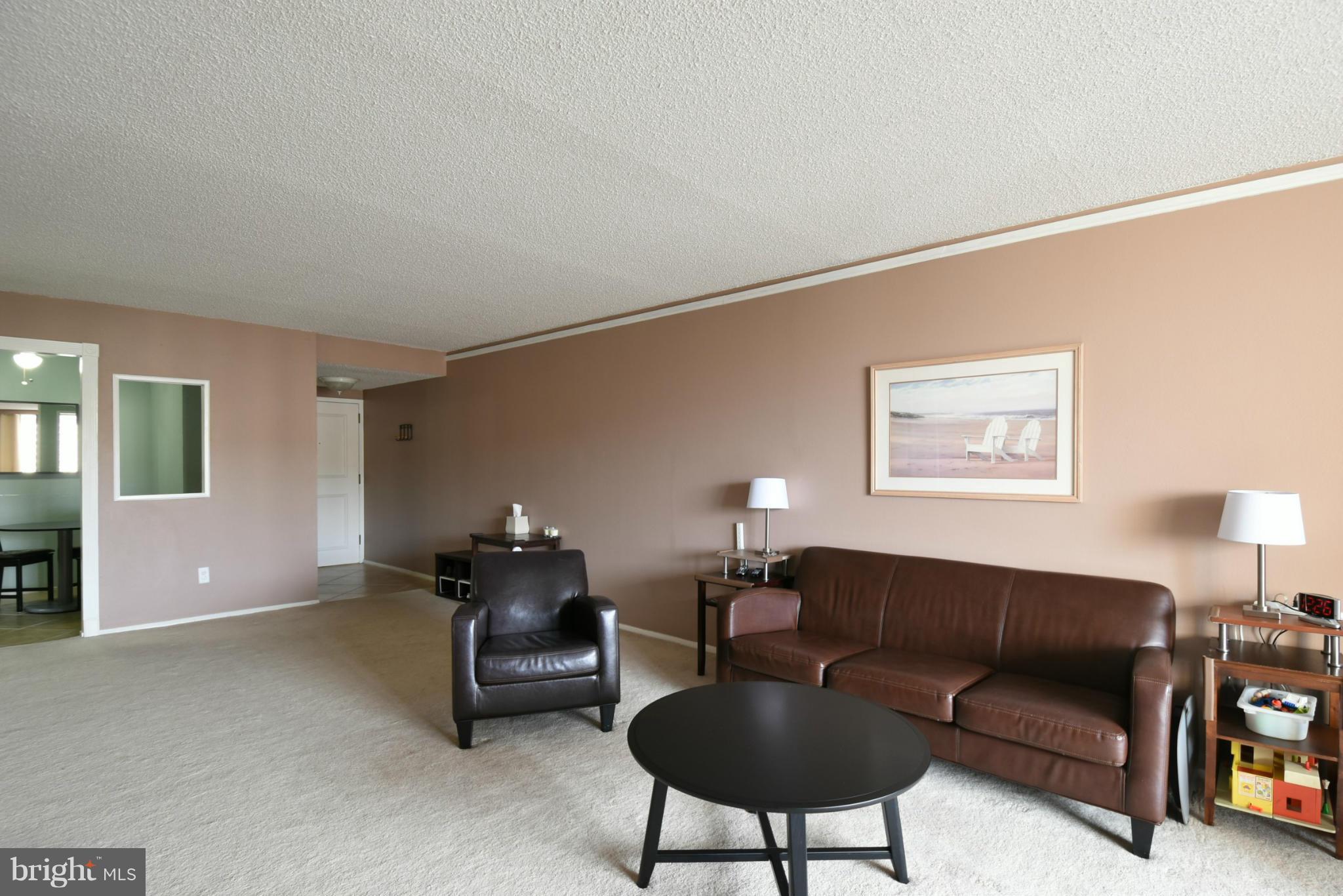 ALEXANDRIA KNOLLS - Residential