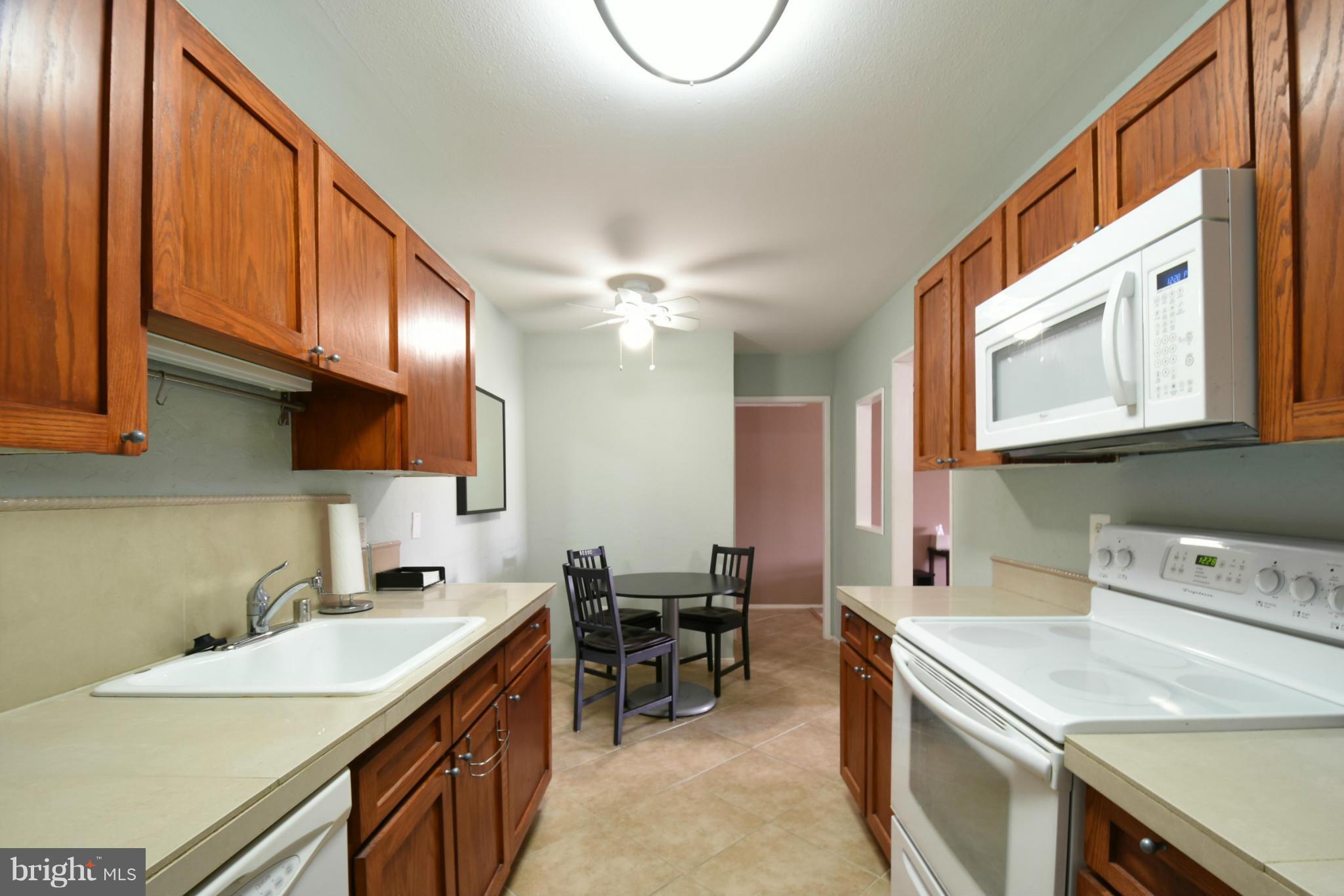 ALEXANDRIA KNOLLS - Residential