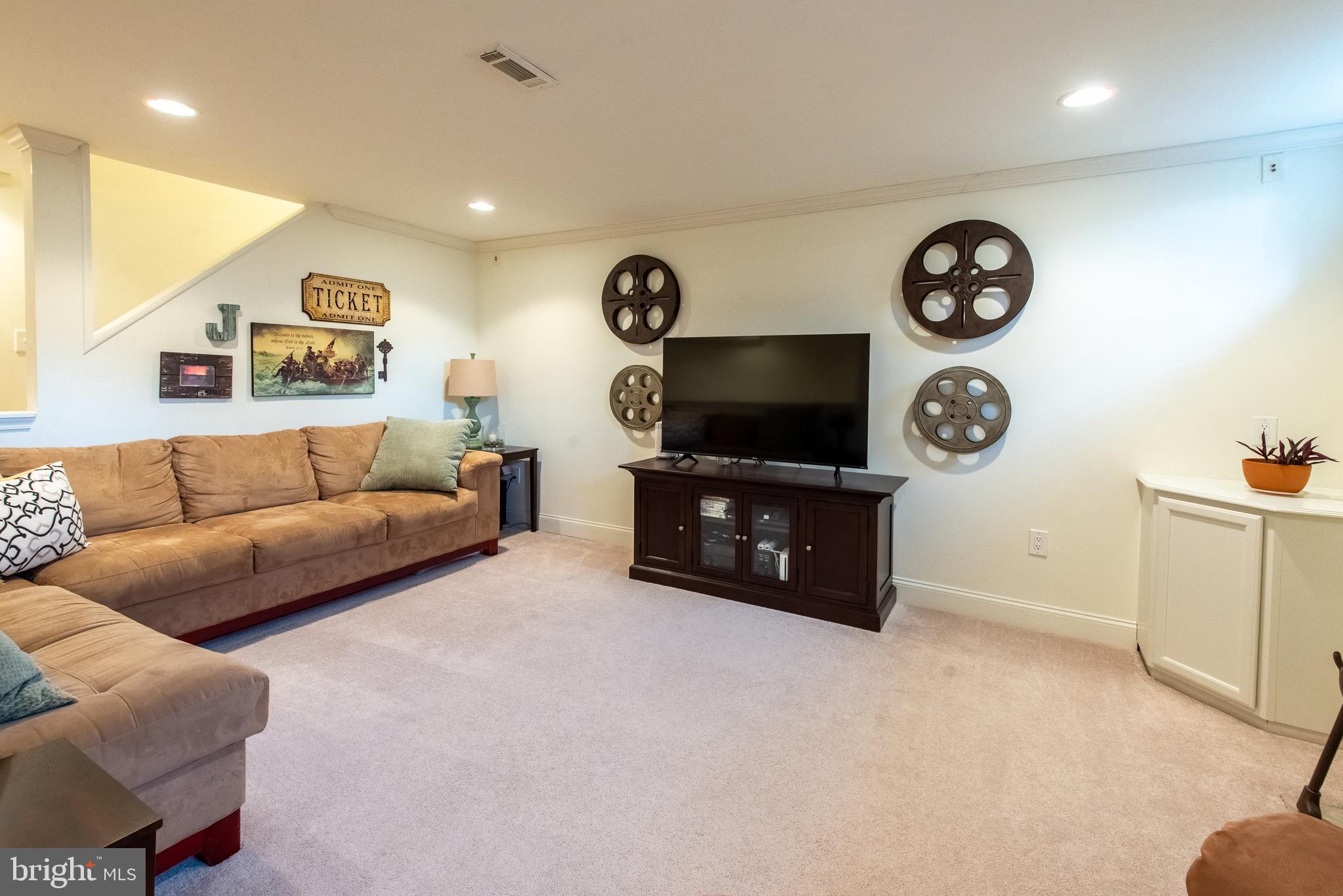 NEWTOWN GRANT - Residential