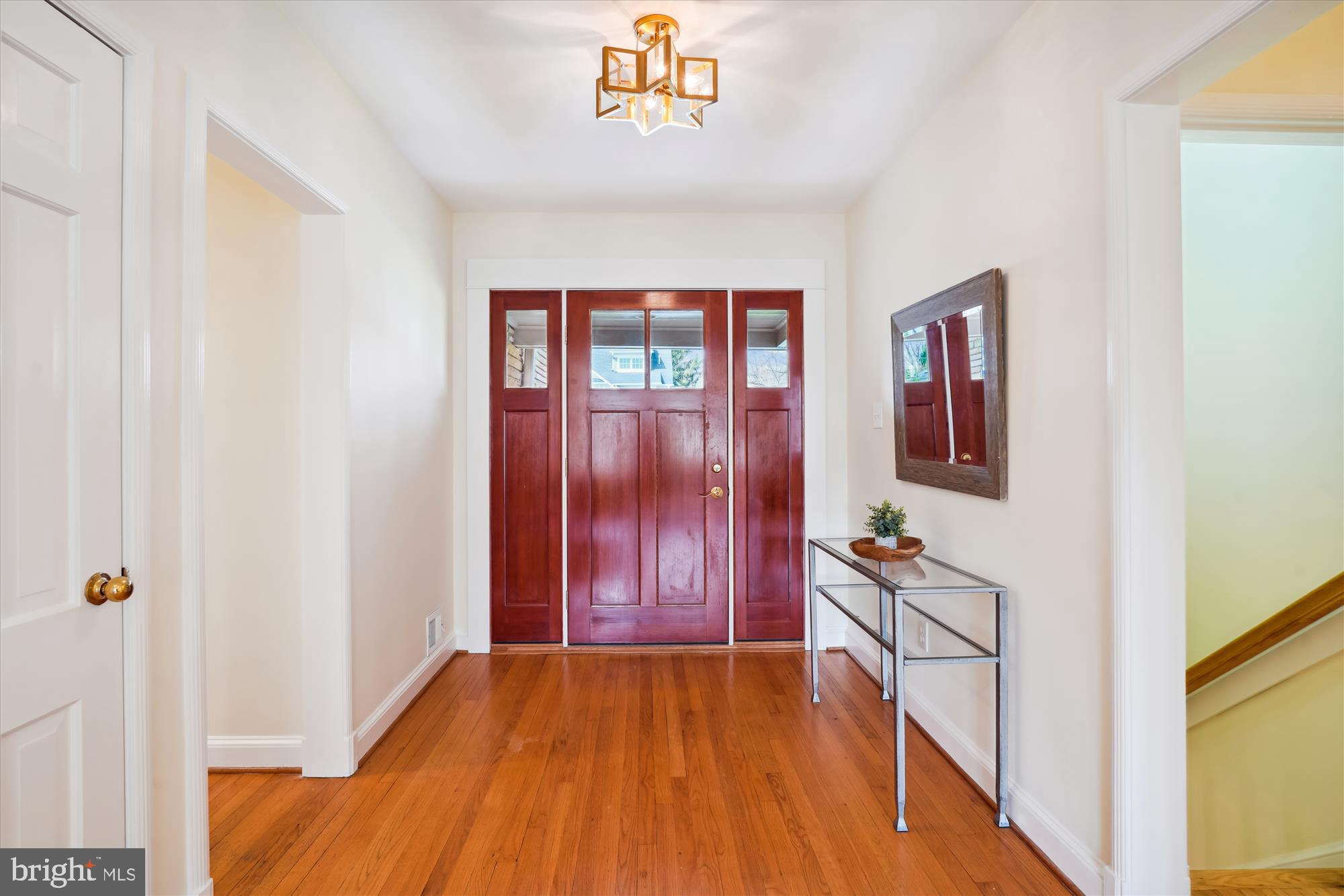 GREENWICH FOREST - Residential