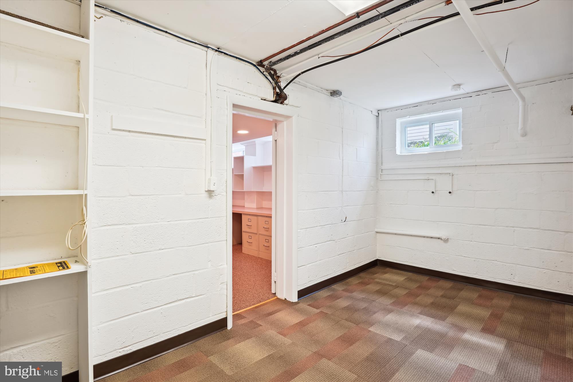 GREENWICH FOREST - Residential