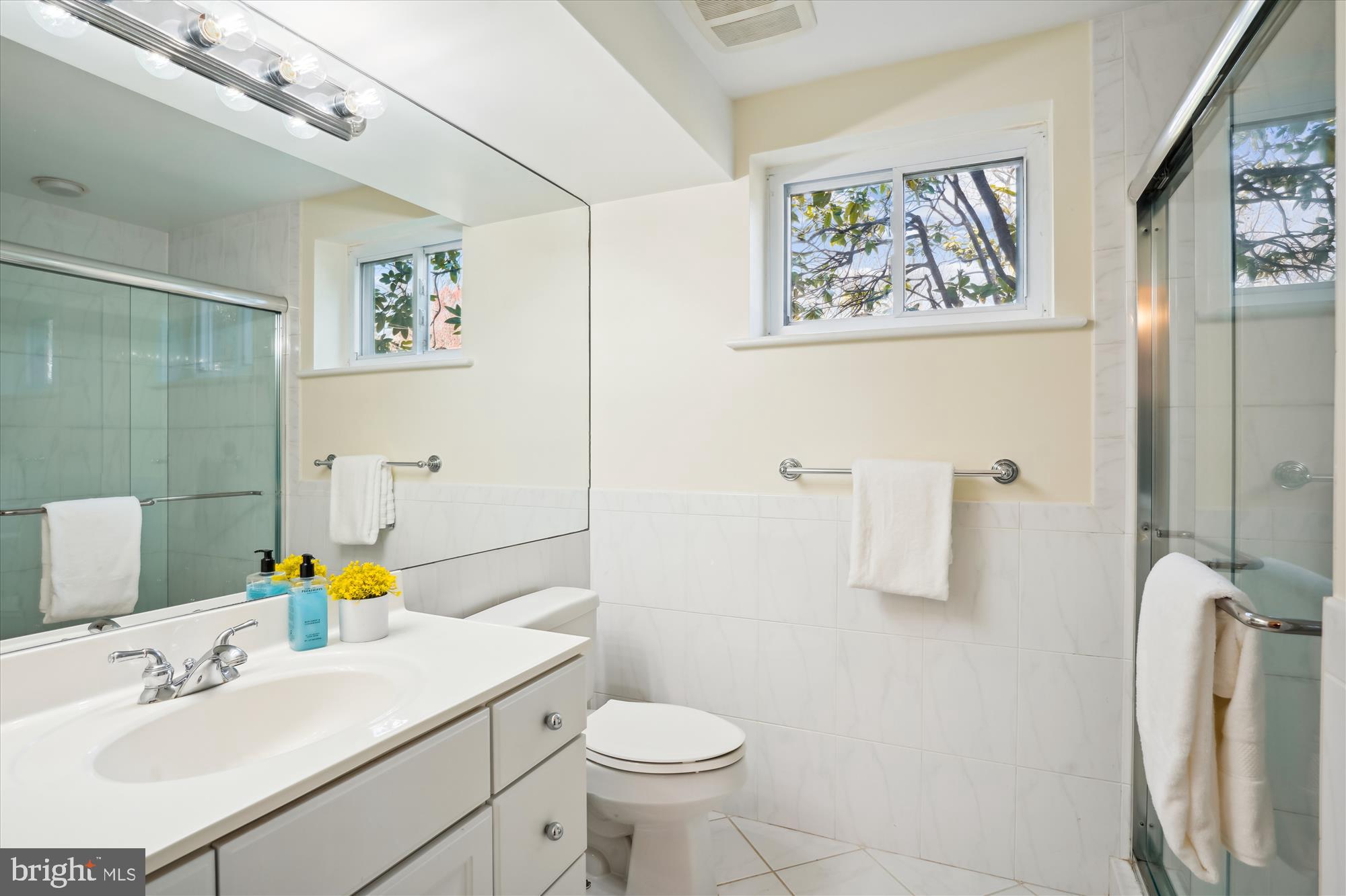 GREENWICH FOREST - Residential