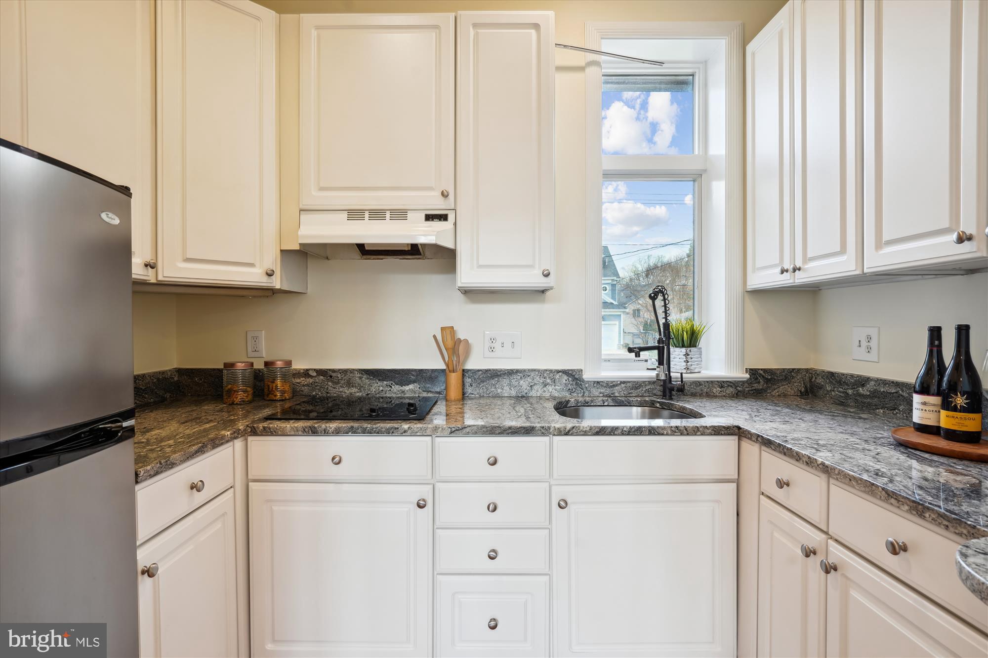 GREENWICH FOREST - Residential