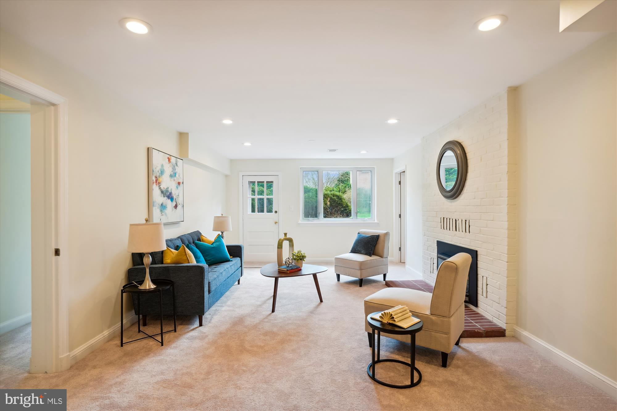 GREENWICH FOREST - Residential