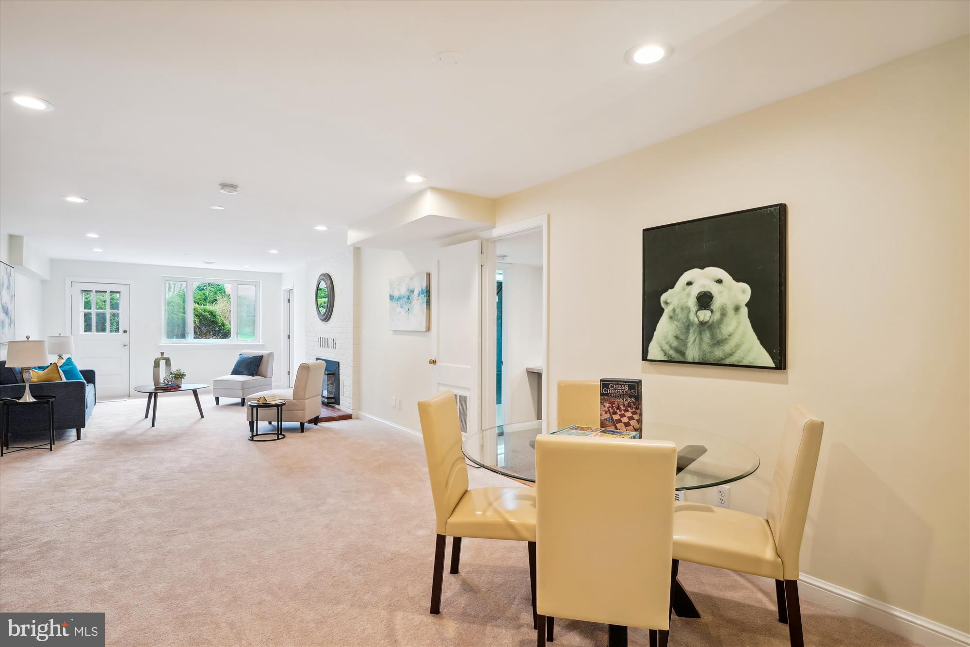 GREENWICH FOREST - Residential