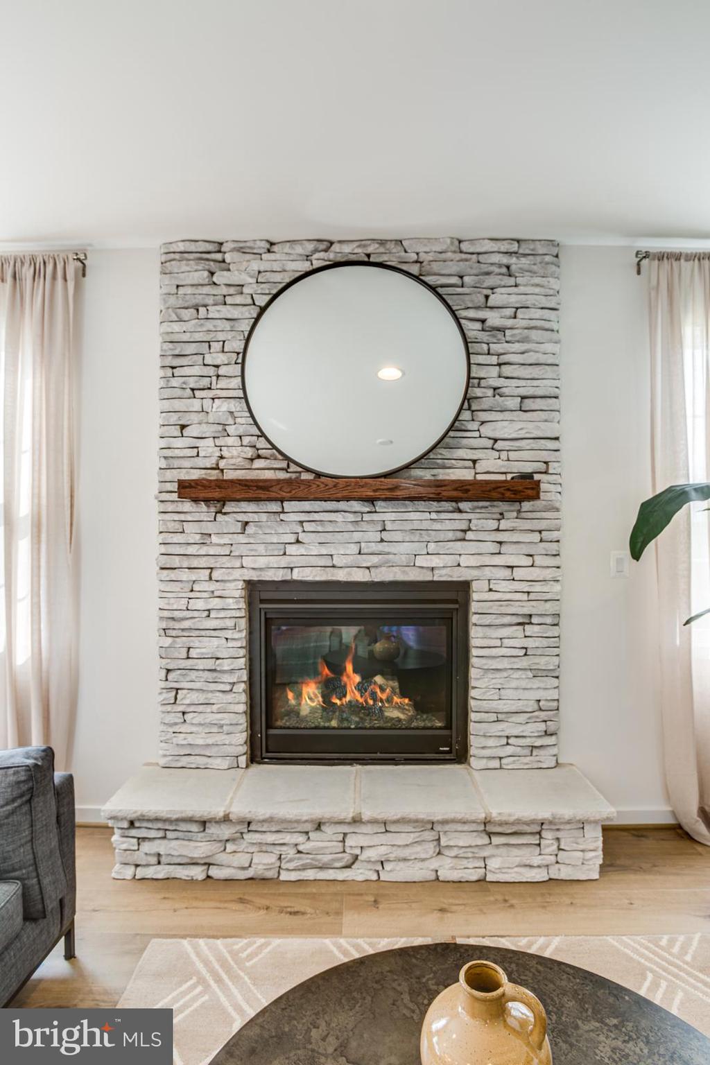 WHITEHALL - Residential