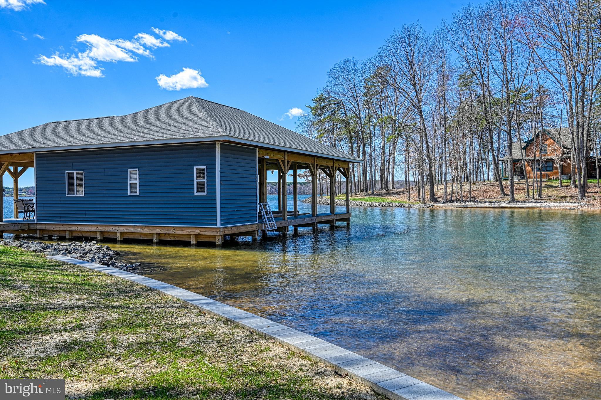 ANNA VISTA II - Residential