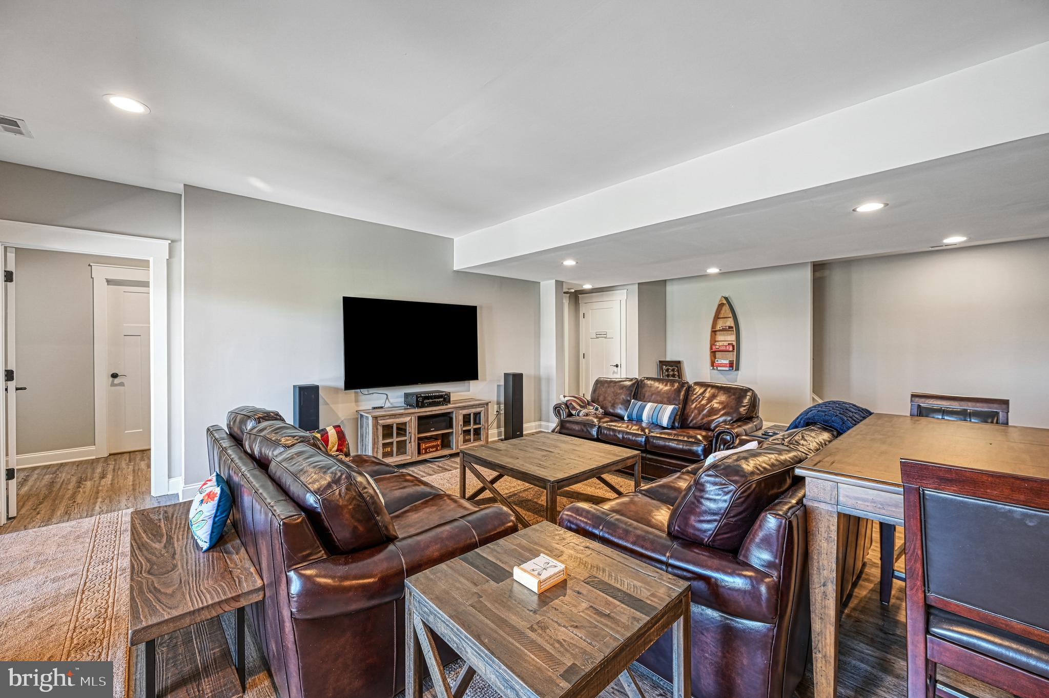 ANNA VISTA II - Residential