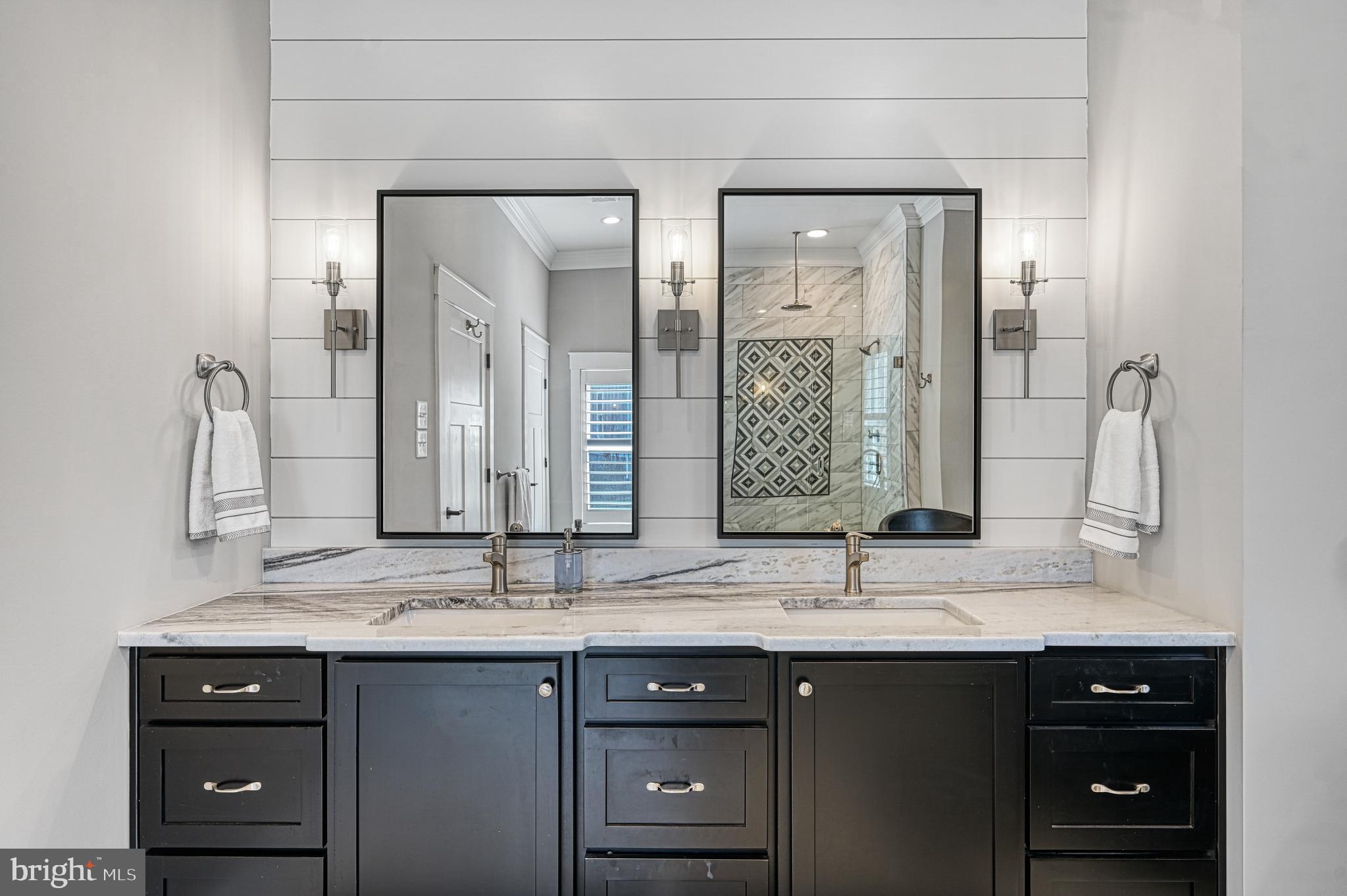 ANNA VISTA II - Residential