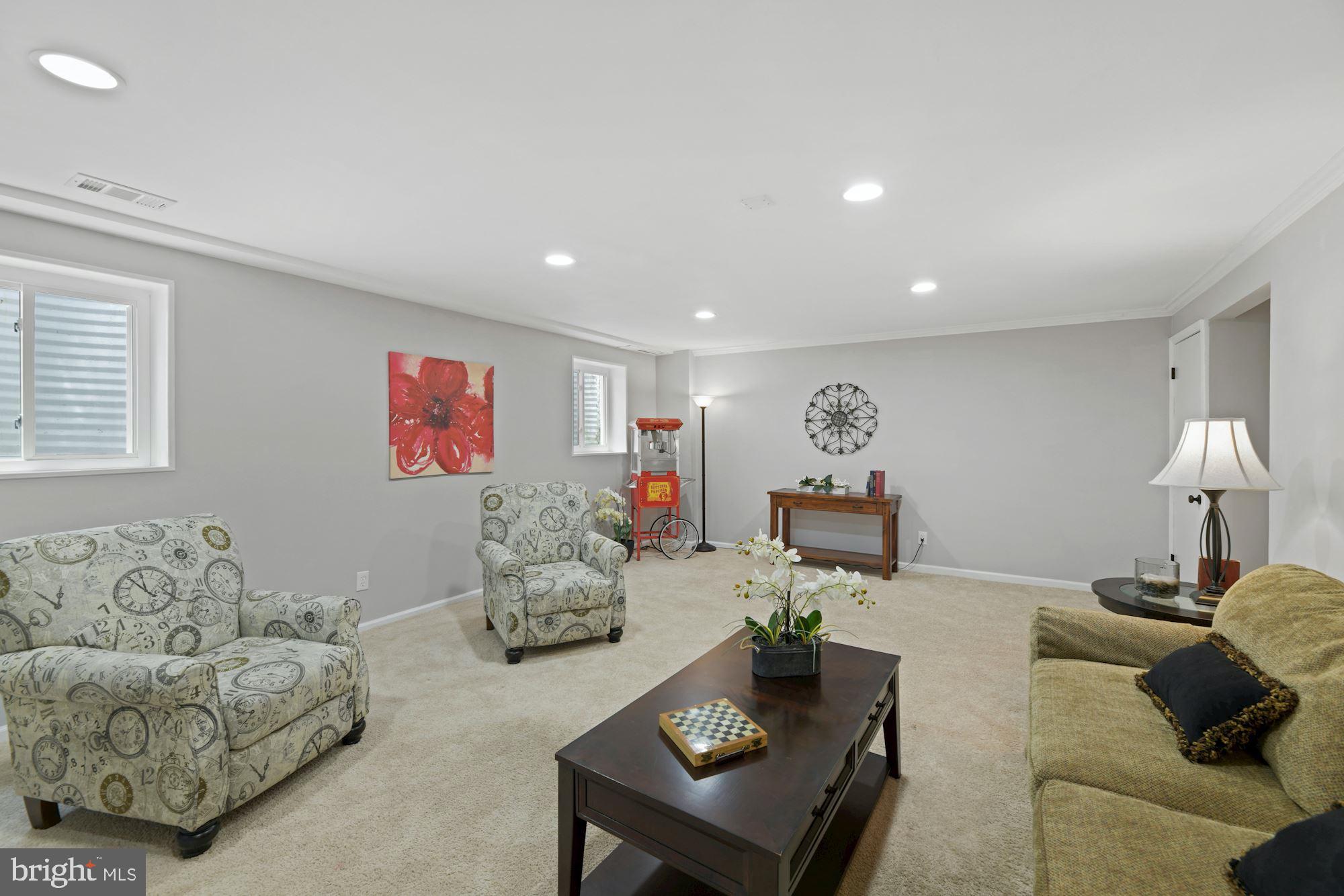 CHARLESTOWN - Residential