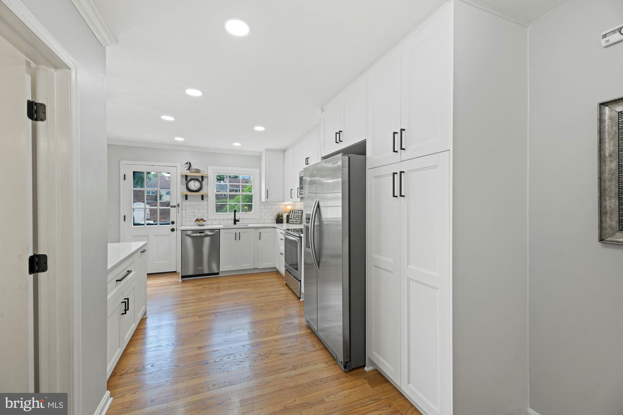 CHARLESTOWN - Residential