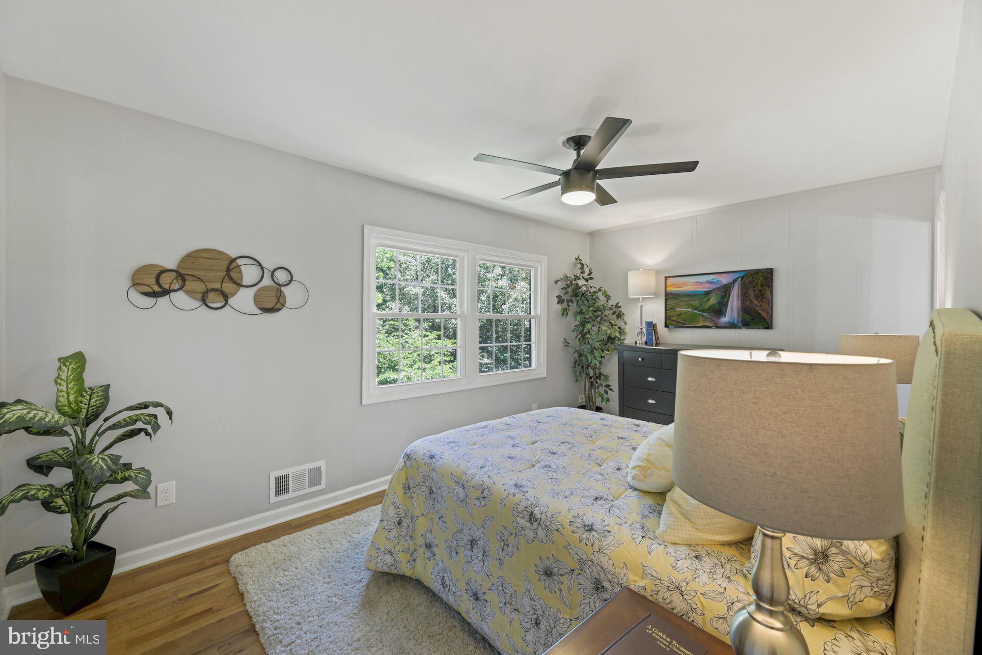 CHARLESTOWN - Residential