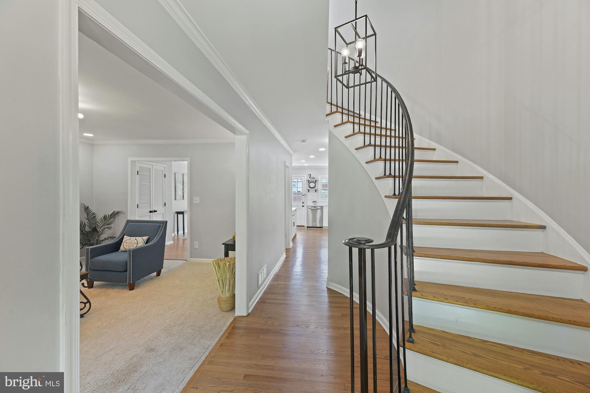 CHARLESTOWN - Residential