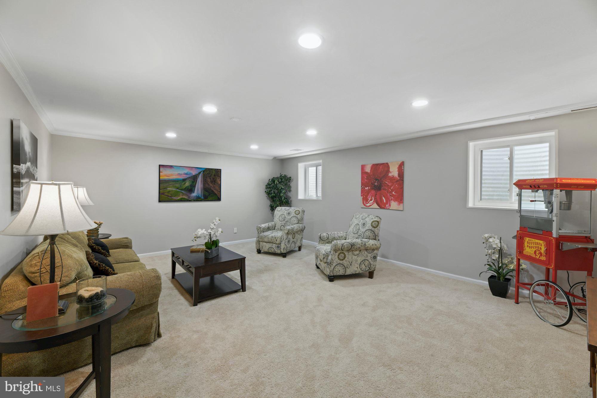 CHARLESTOWN - Residential