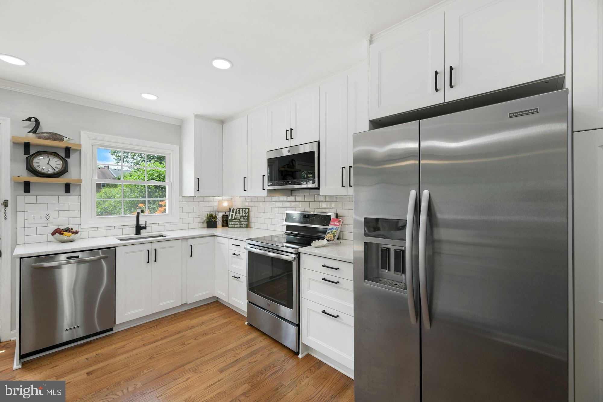 CHARLESTOWN - Residential