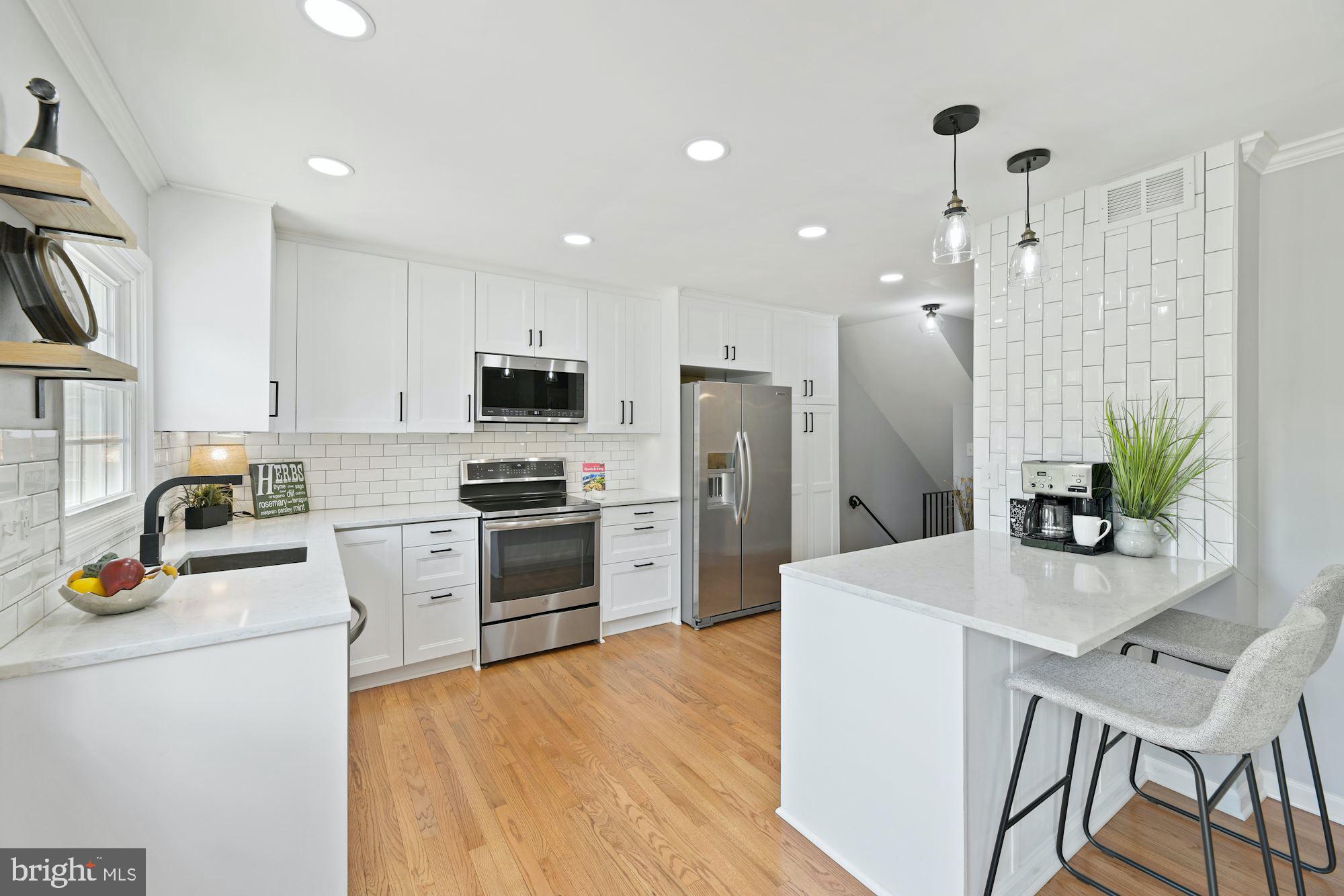 CHARLESTOWN - Residential