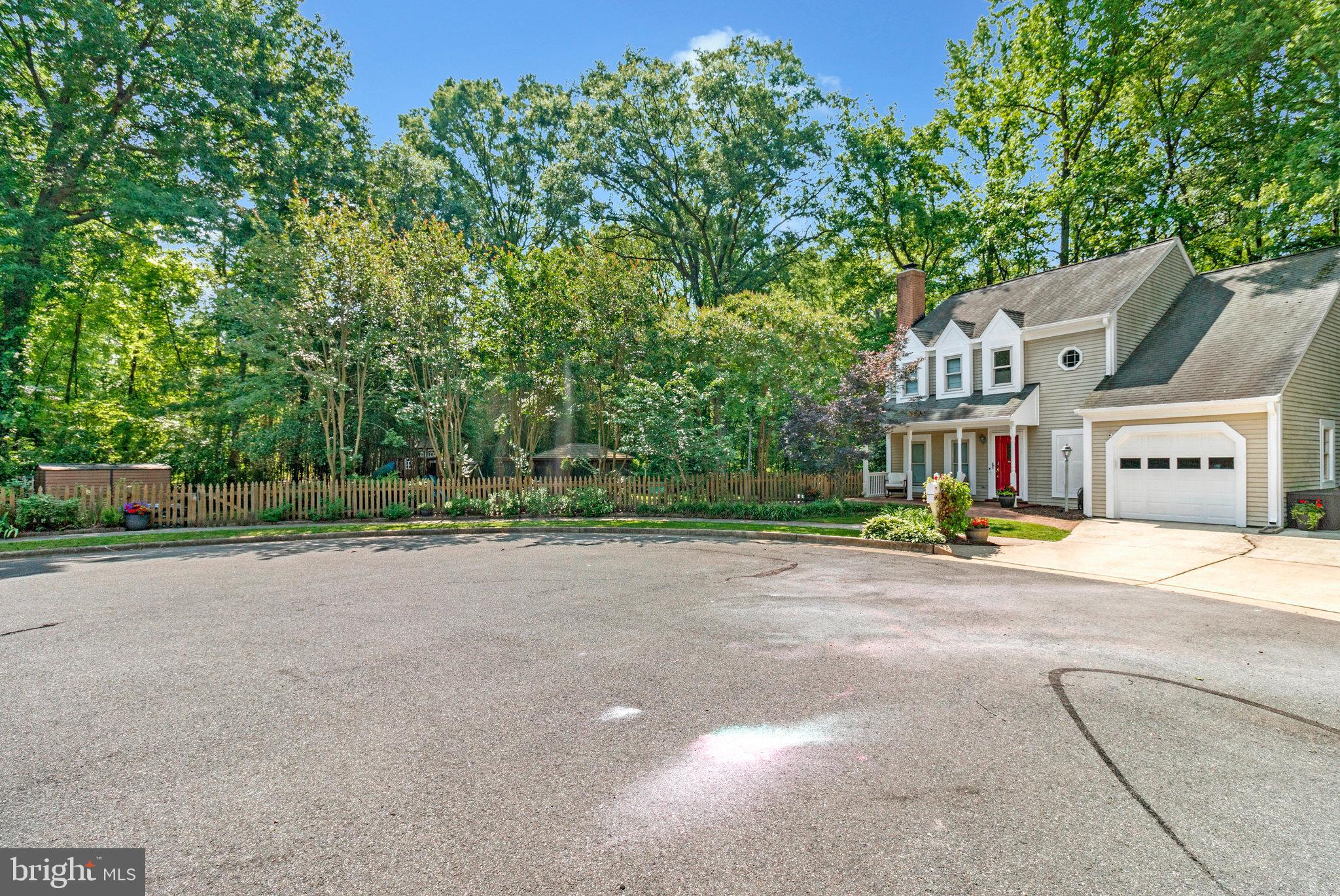 6943 DEER RUN DRIVE