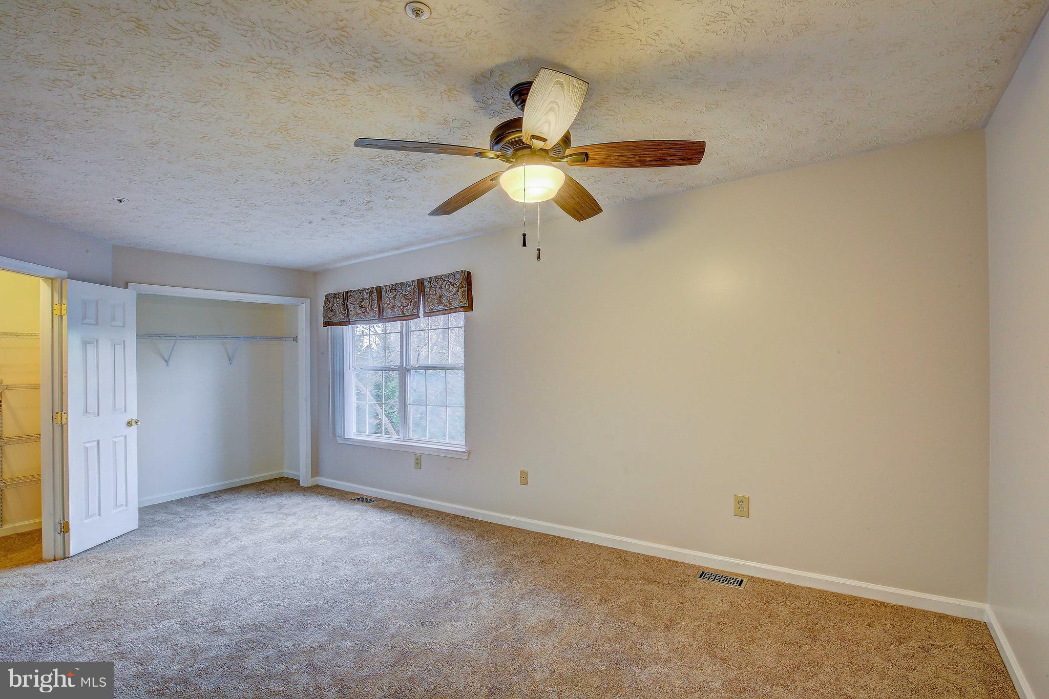 OXFORD LANDING - Residential