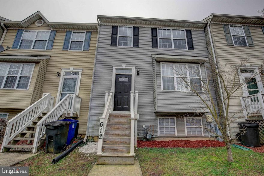 Beautiful Move-In Ready 3 Bedroom 2 1/2 Bath Townhouse in Annapolis For Sale!  Stainless Steele Appliances; New Counter Tops; New Ceramic Tile.   New Carpet; Freshly Painted.  Wired for Surround Sound. Enjoy Community Events in Oxford Landing. Minutes to DT Annapolis.