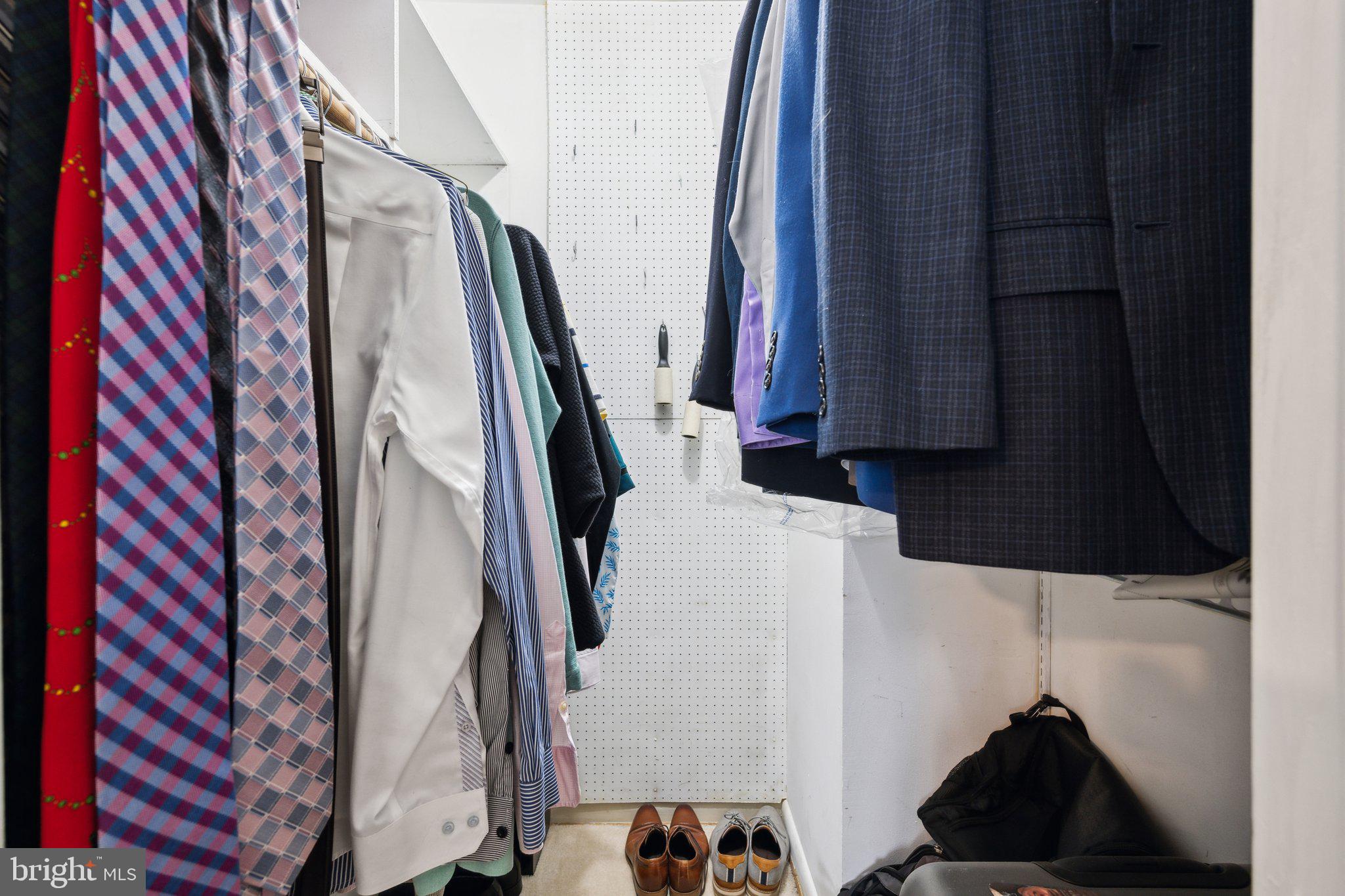 NORTHWEST BRANCH ESTATES - Residential