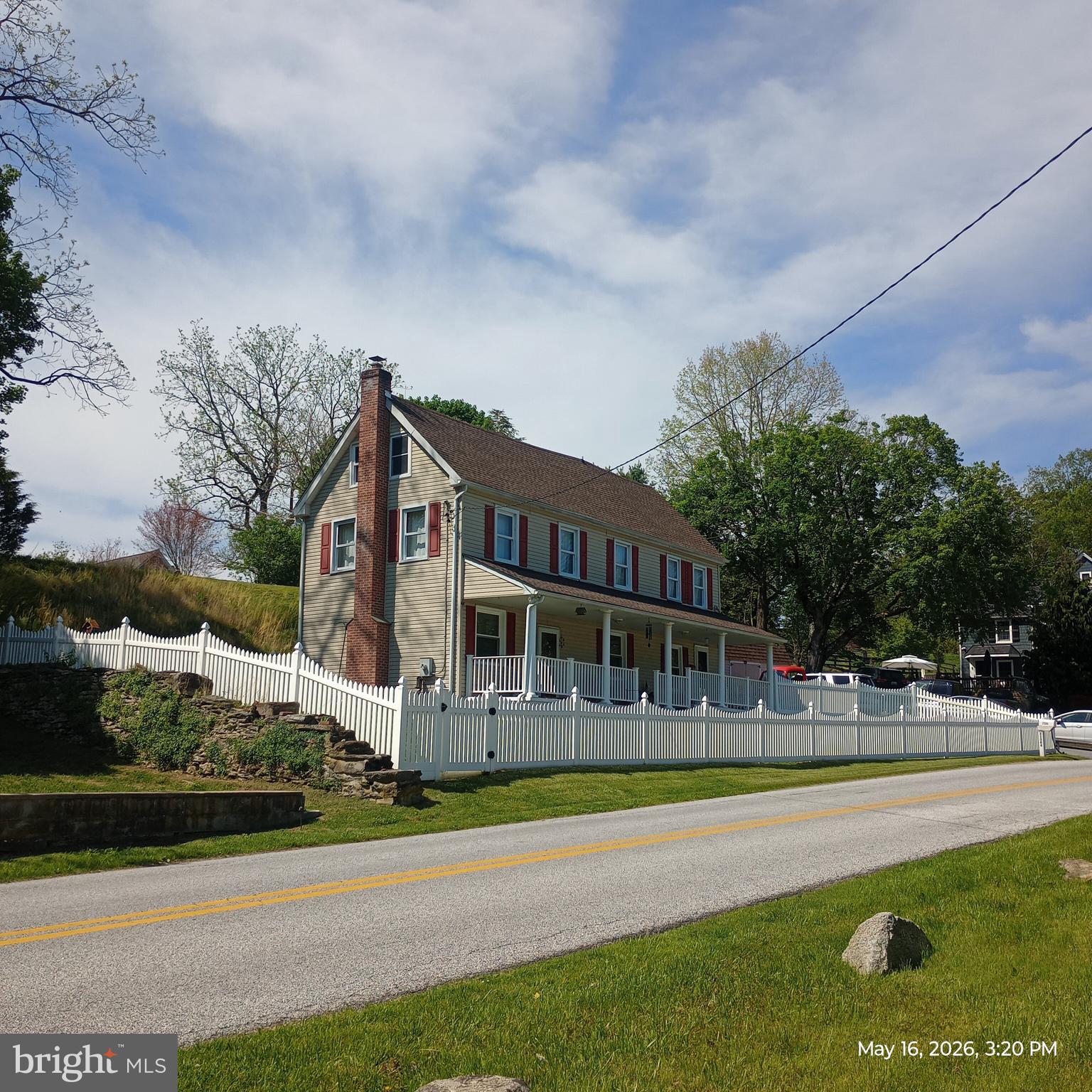 21304 W LIBERTY ROAD