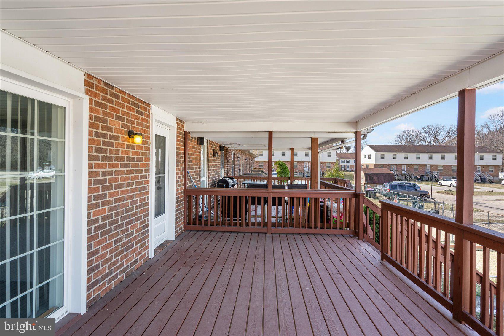 WALNUT GROVE - Residential