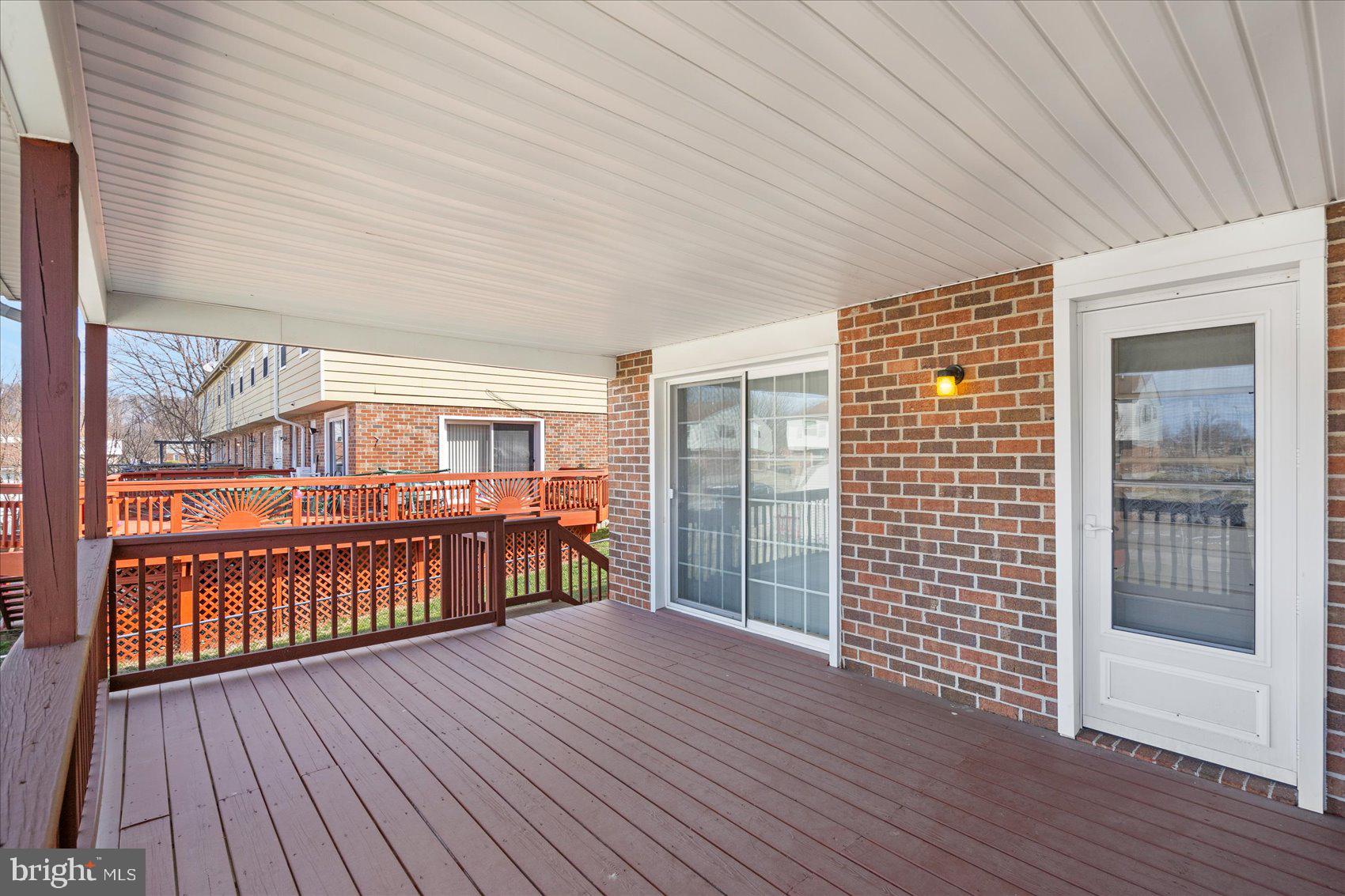 WALNUT GROVE - Residential