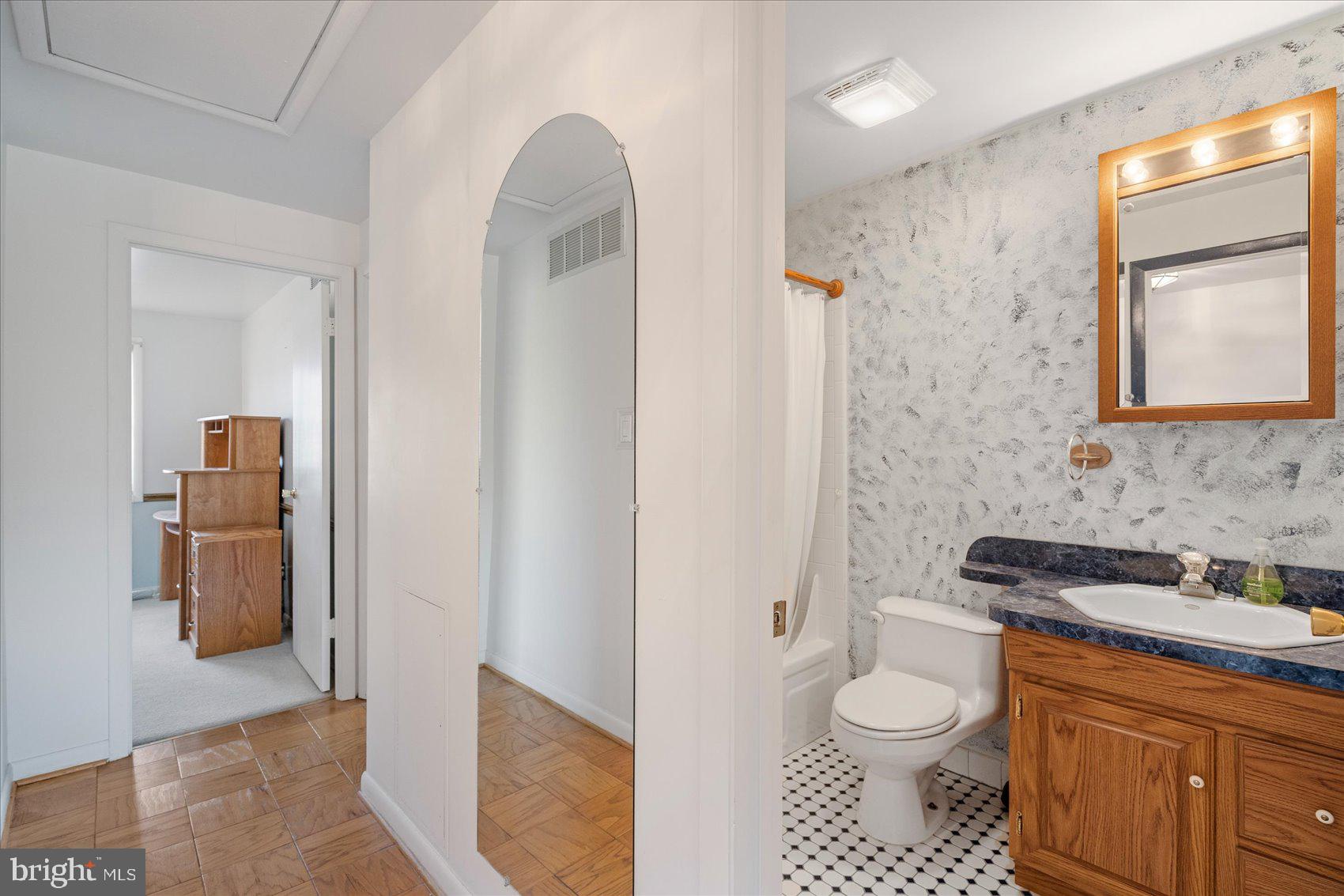 WALNUT GROVE - Residential