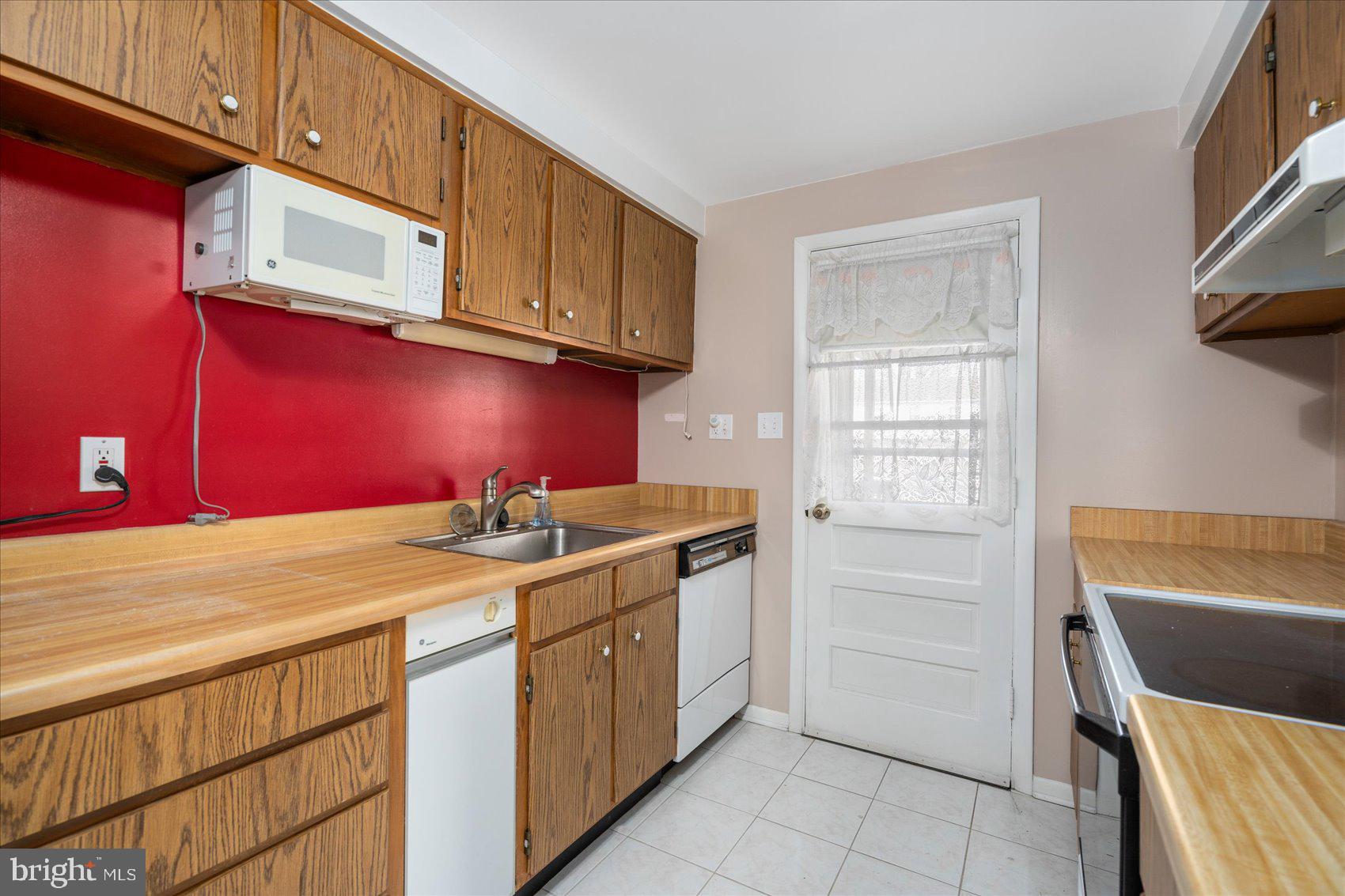 WALNUT GROVE - Residential