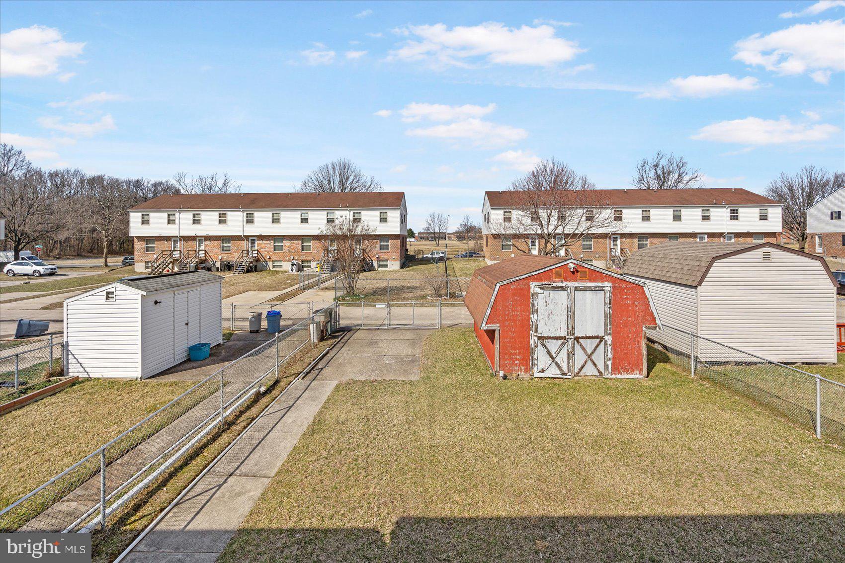 WALNUT GROVE - Residential