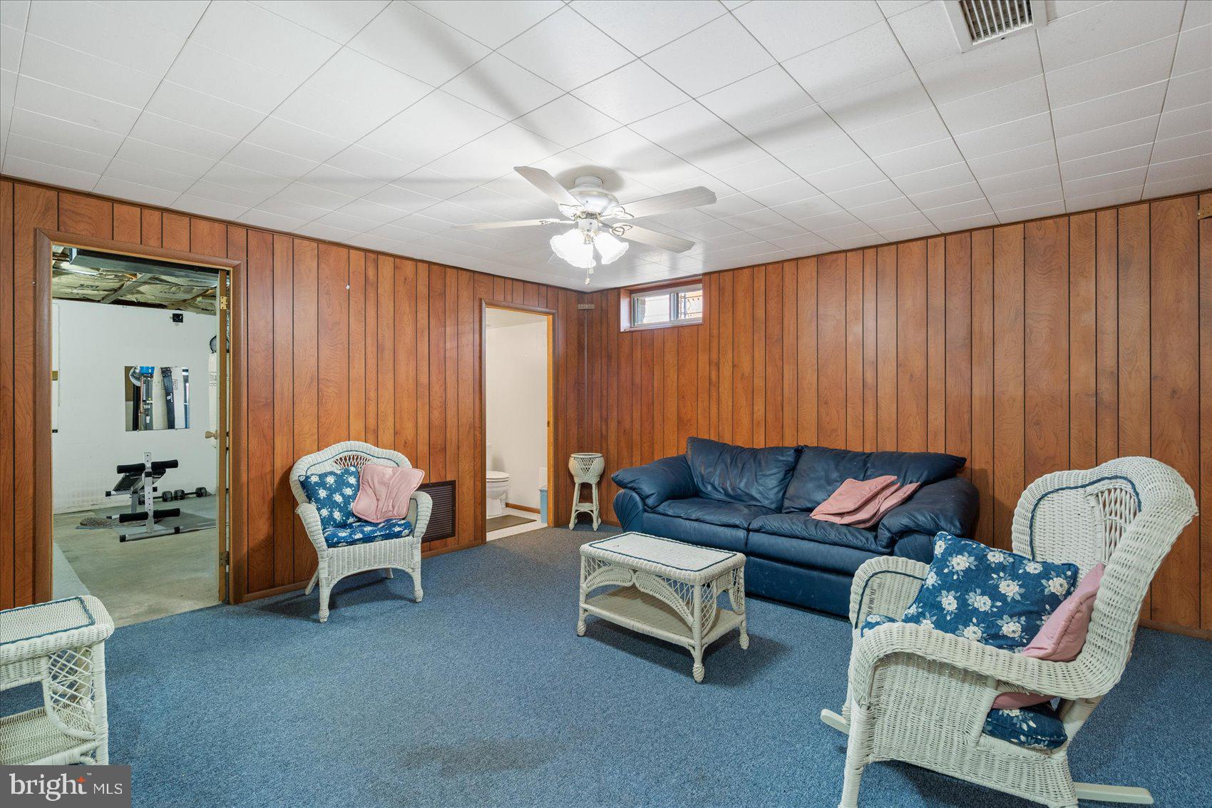 WALNUT GROVE - Residential