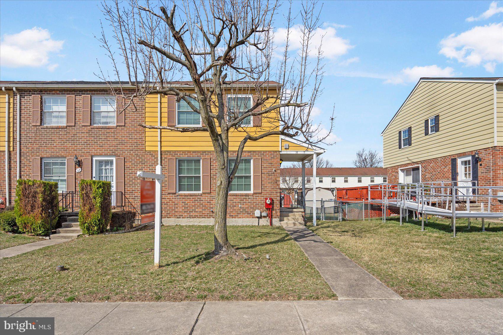 WALNUT GROVE - Residential