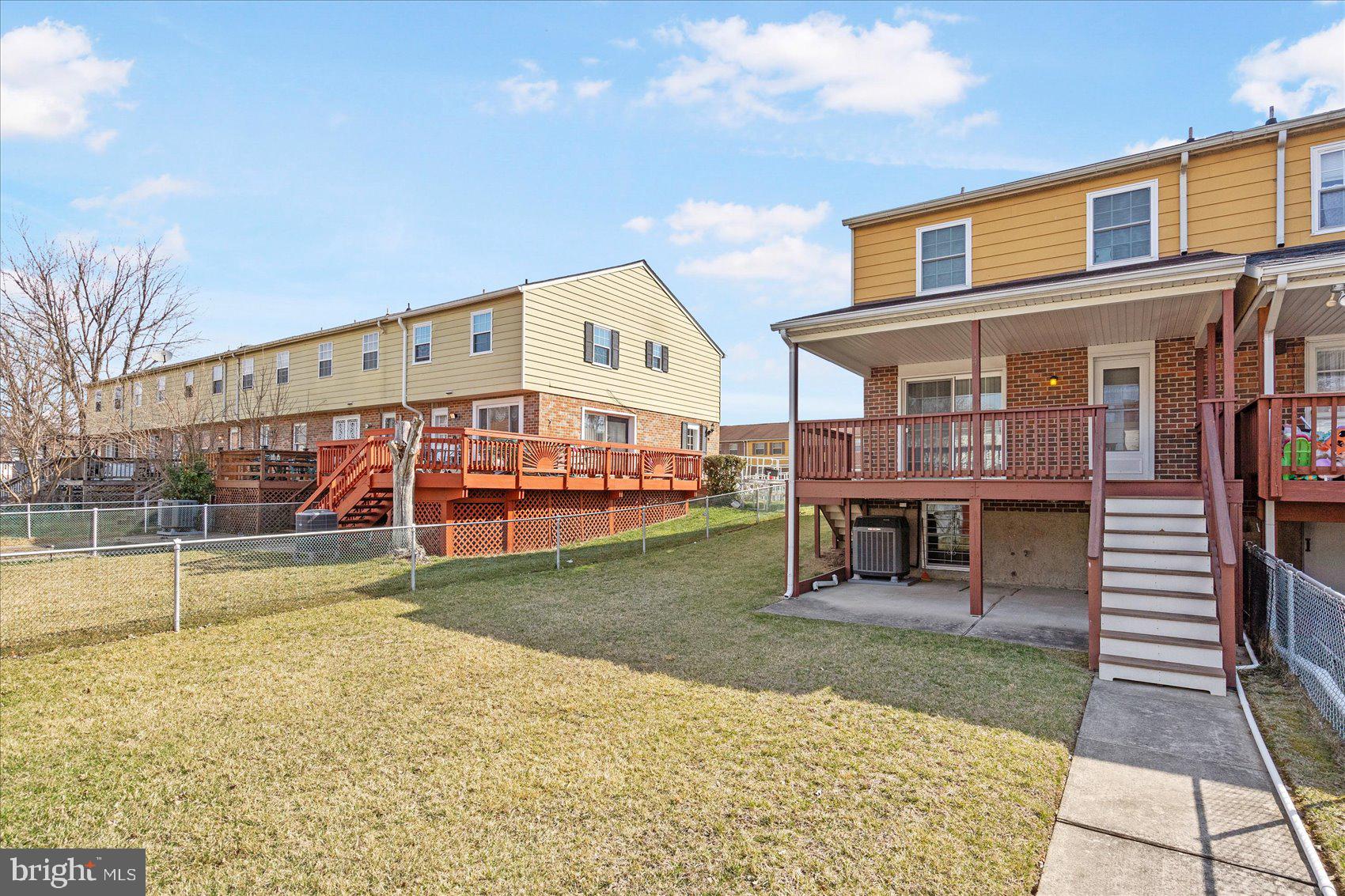 WALNUT GROVE - Residential