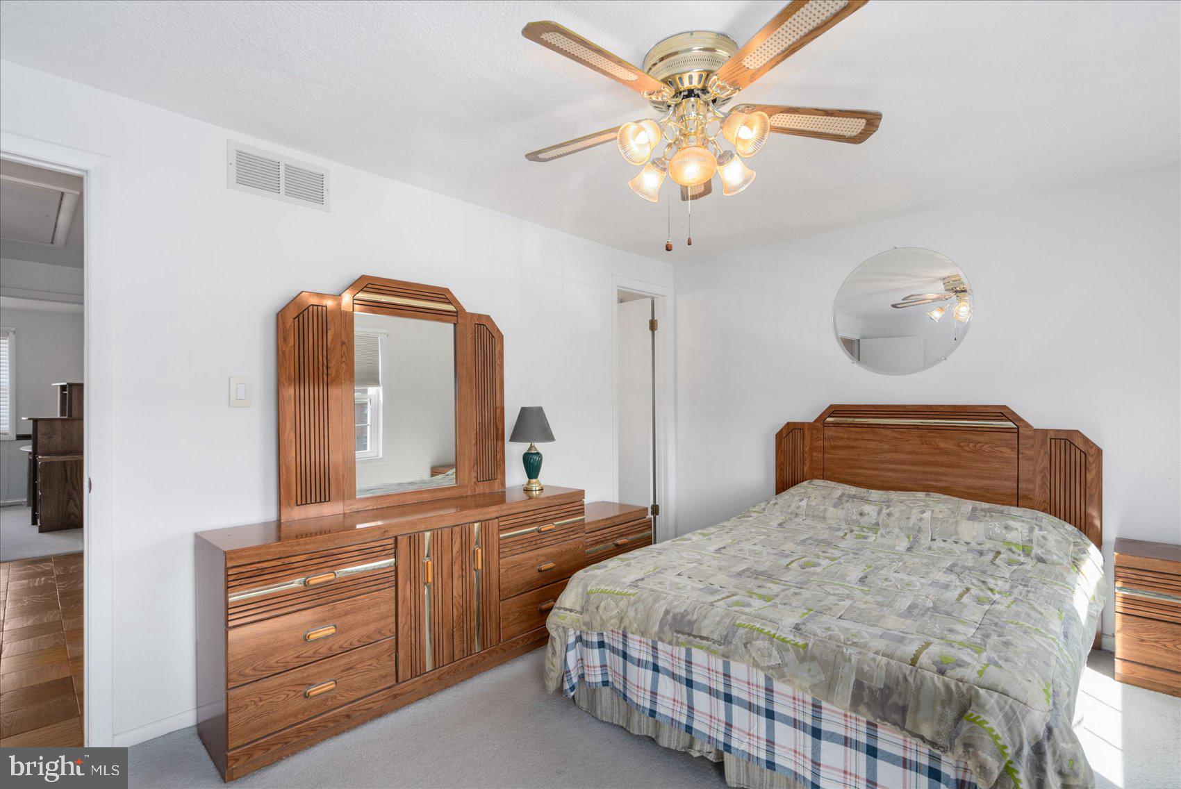 WALNUT GROVE - Residential