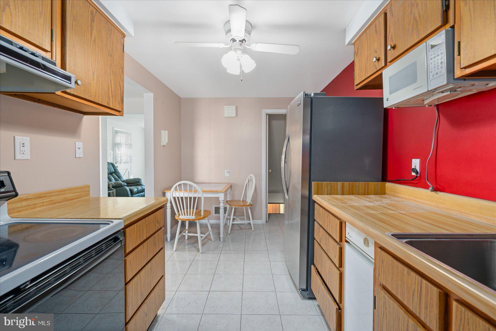 WALNUT GROVE - Residential