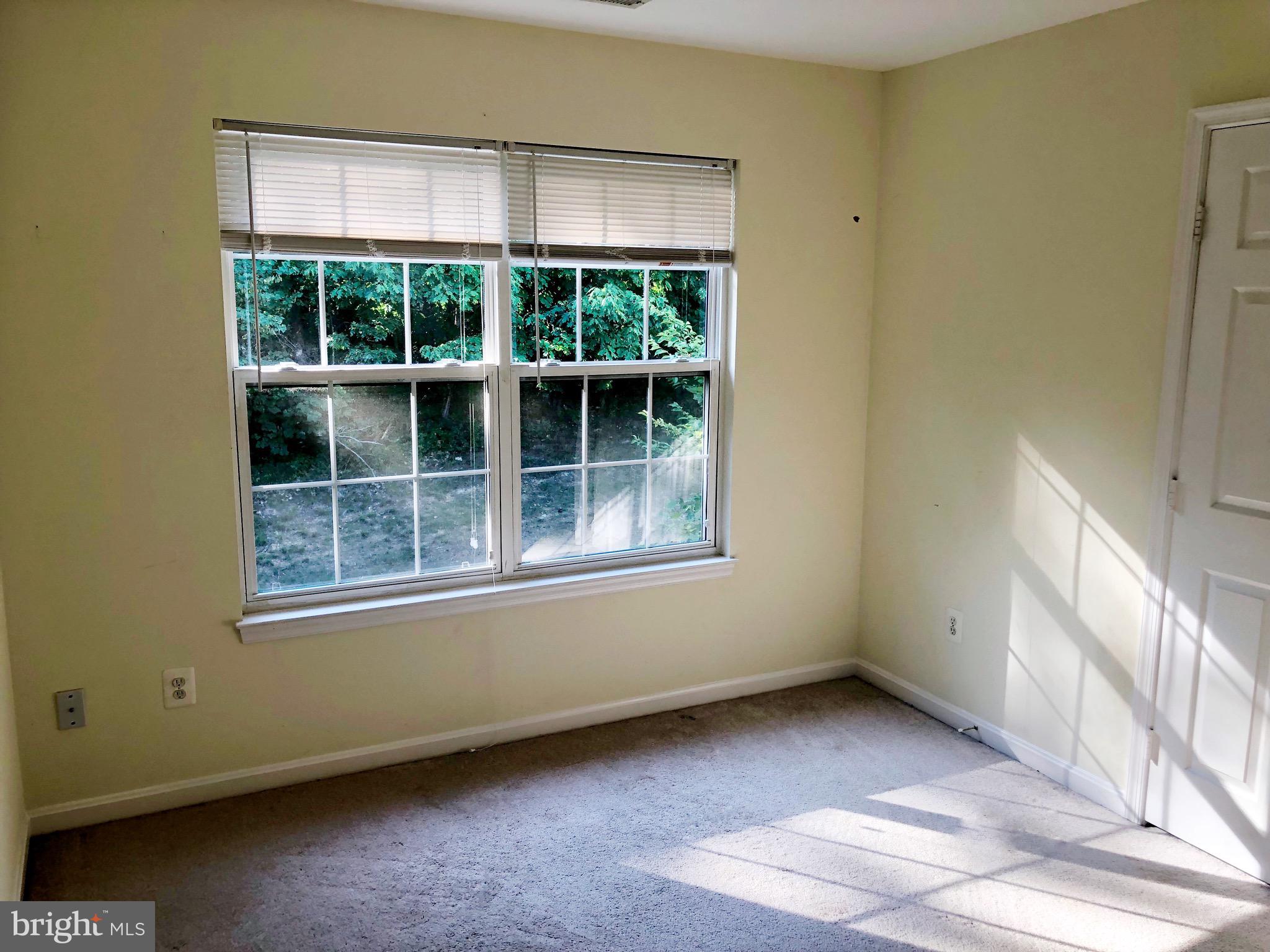 PARK RIDGE - Residential Lease