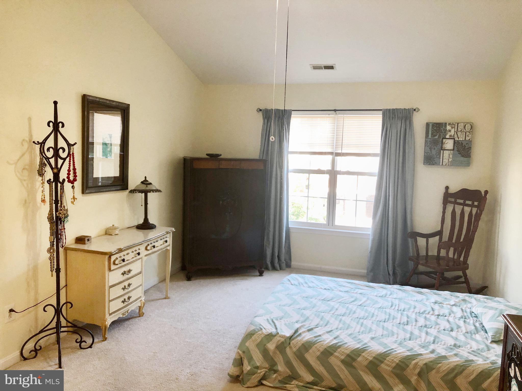 PARK RIDGE - Residential Lease