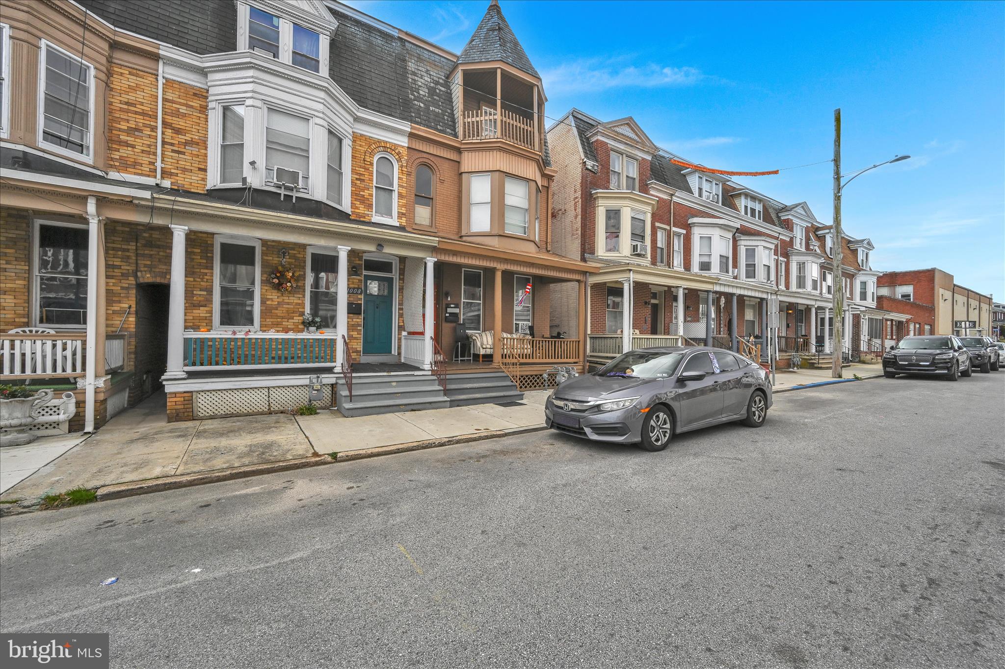 RICHLAND AVENUE - Residential Income