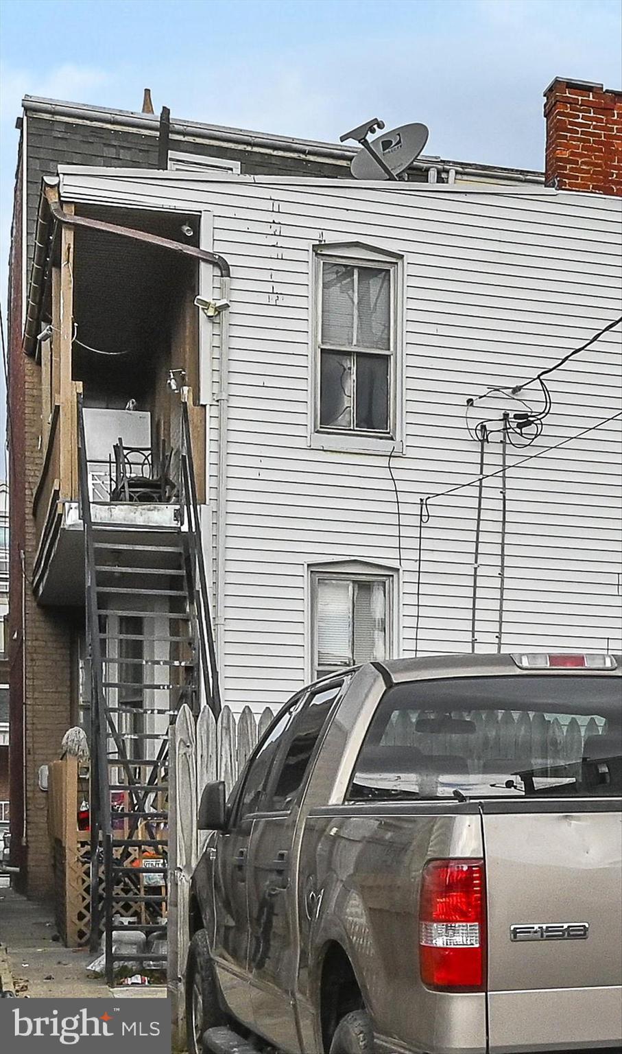 RICHLAND AVENUE - Residential Income