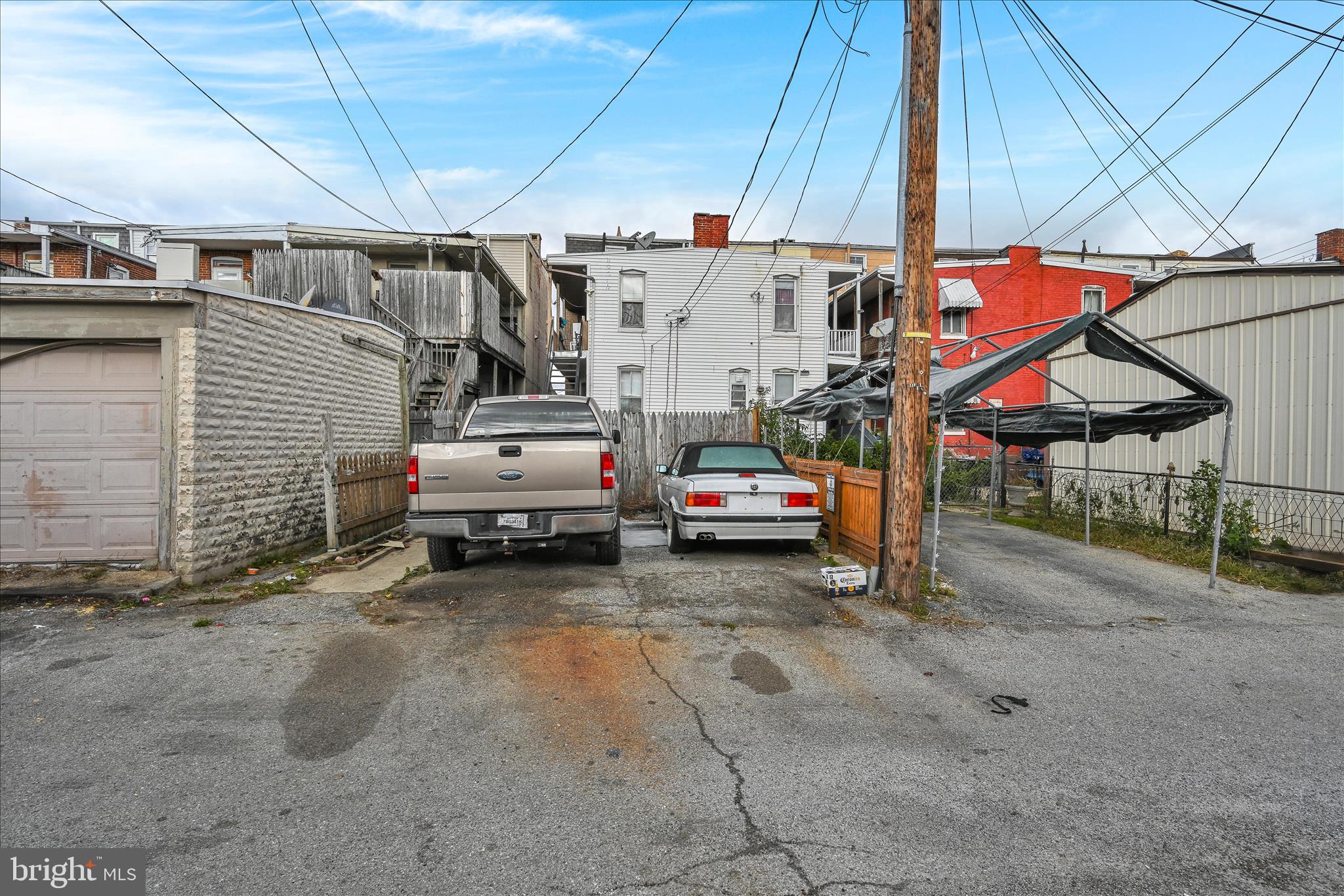 RICHLAND AVENUE - Residential Income