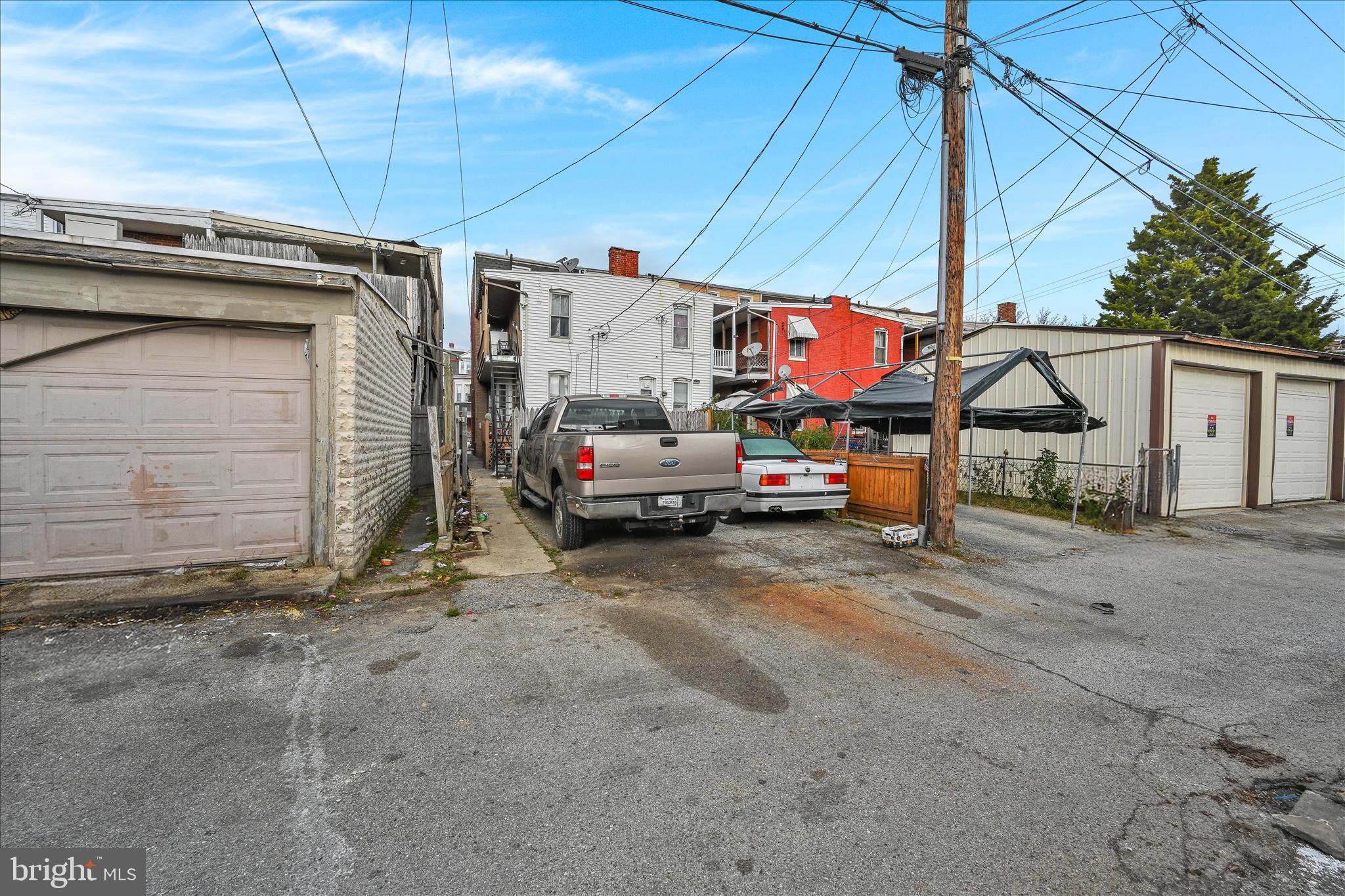 RICHLAND AVENUE - Residential Income
