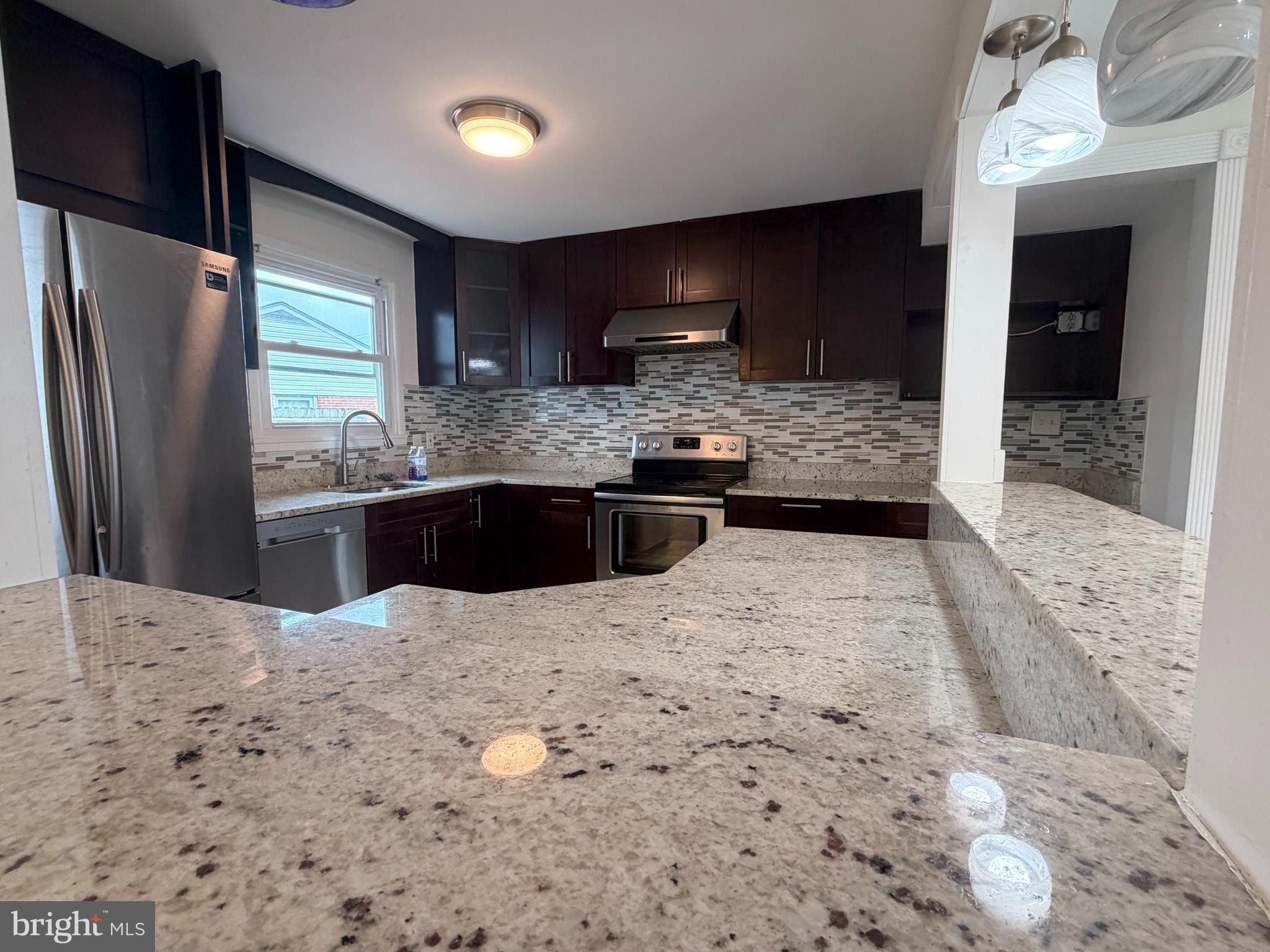 WHEATON WOODS - Residential