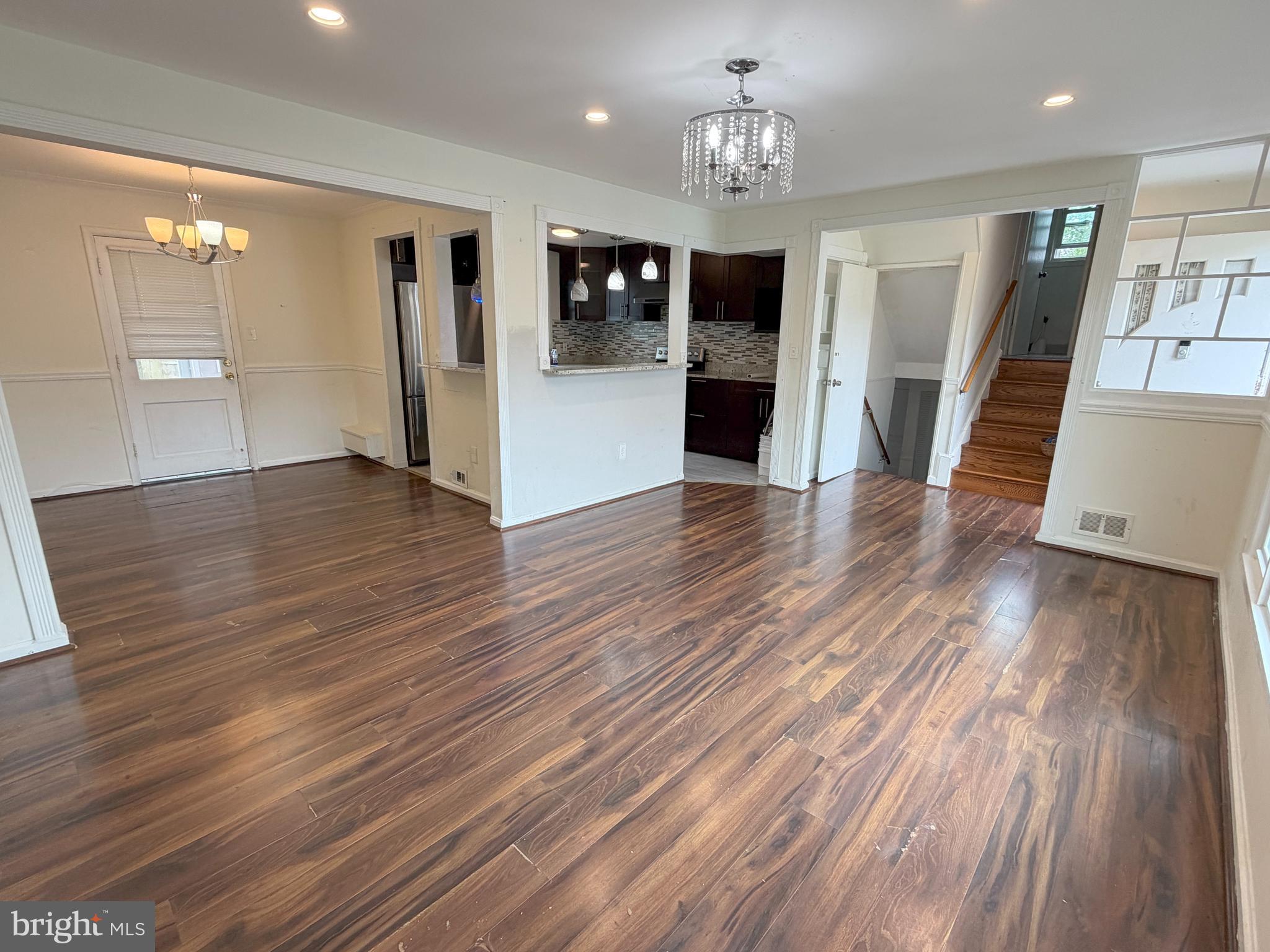 WHEATON WOODS - Residential