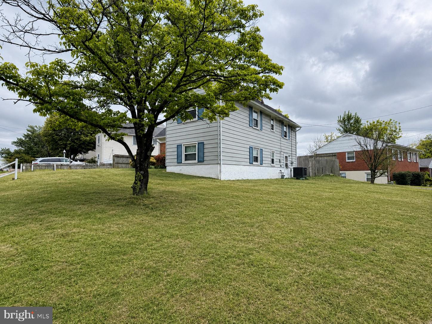 WHEATON WOODS - Residential