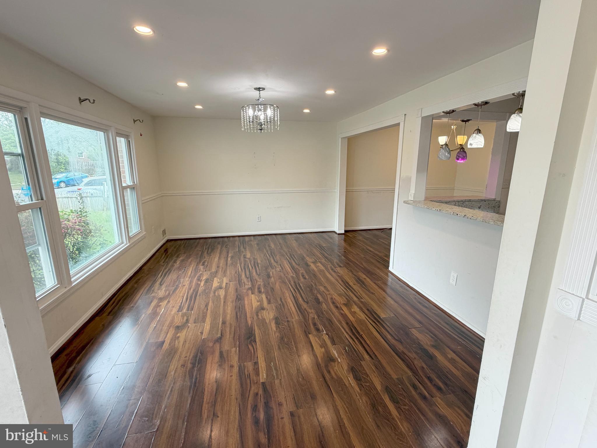 WHEATON WOODS - Residential