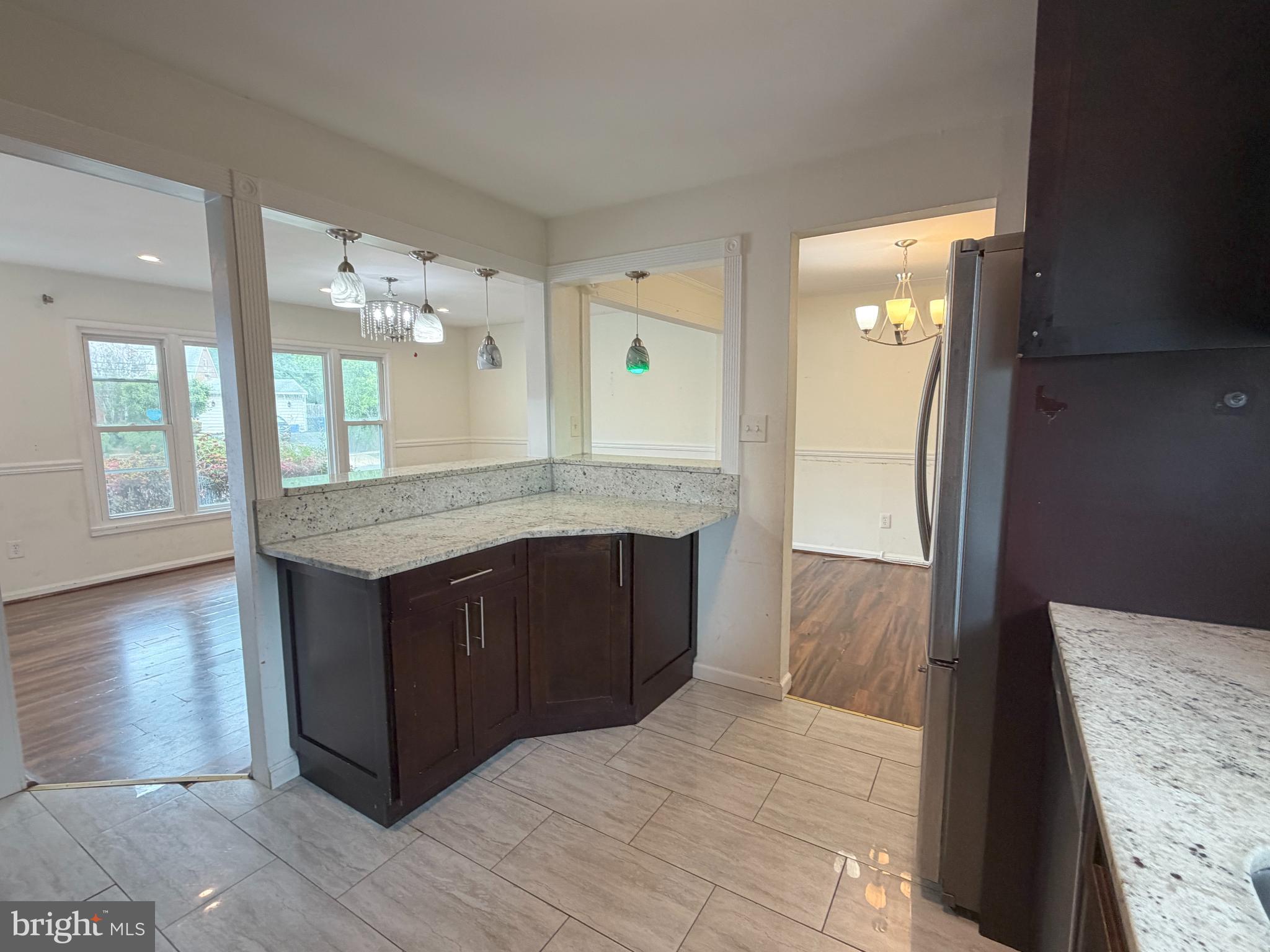 WHEATON WOODS - Residential