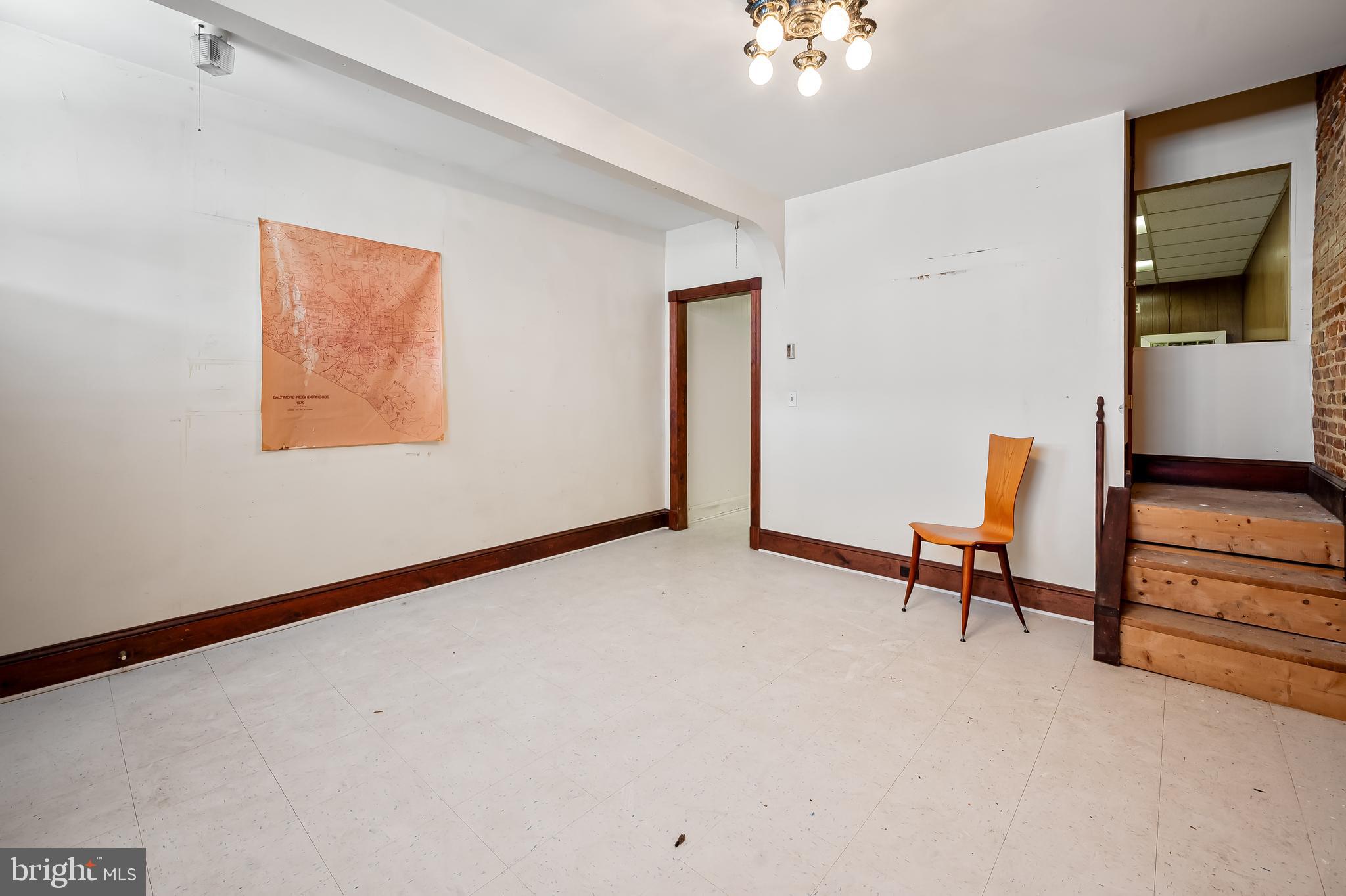 844 W 36TH STREET W