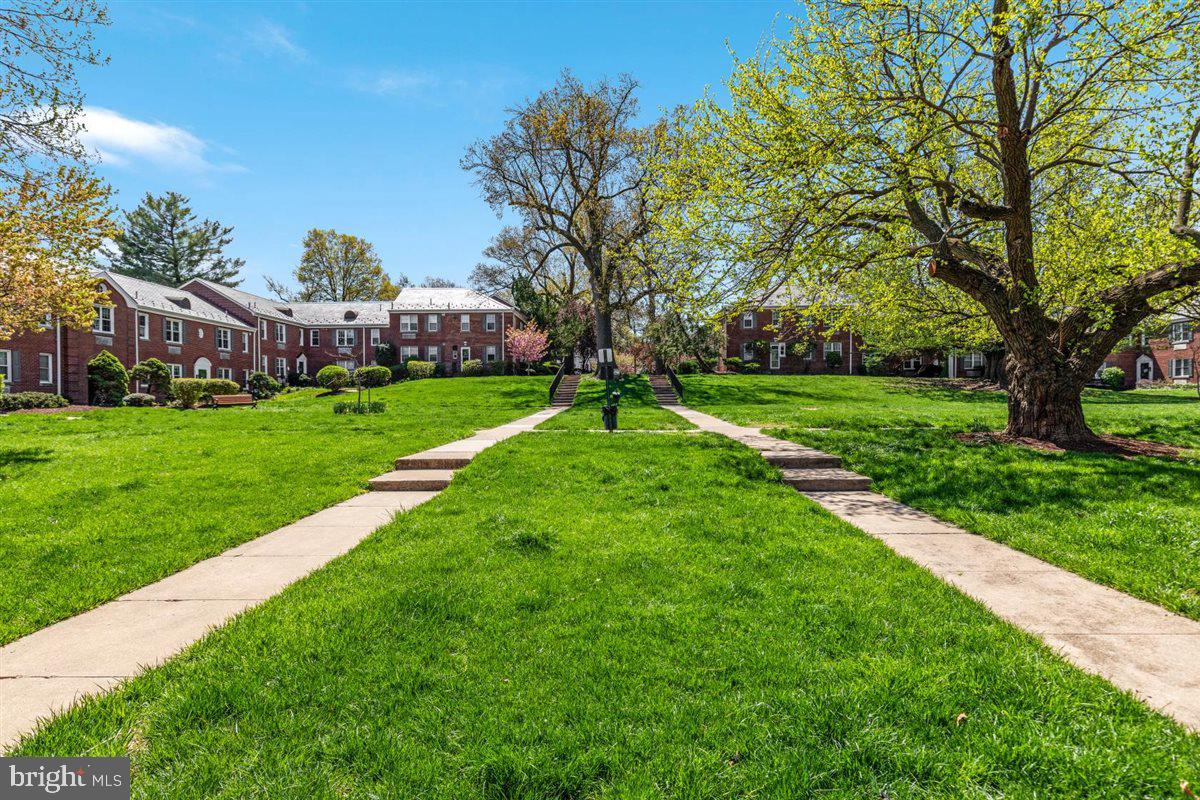 AUBURN VILLAGE - Residential