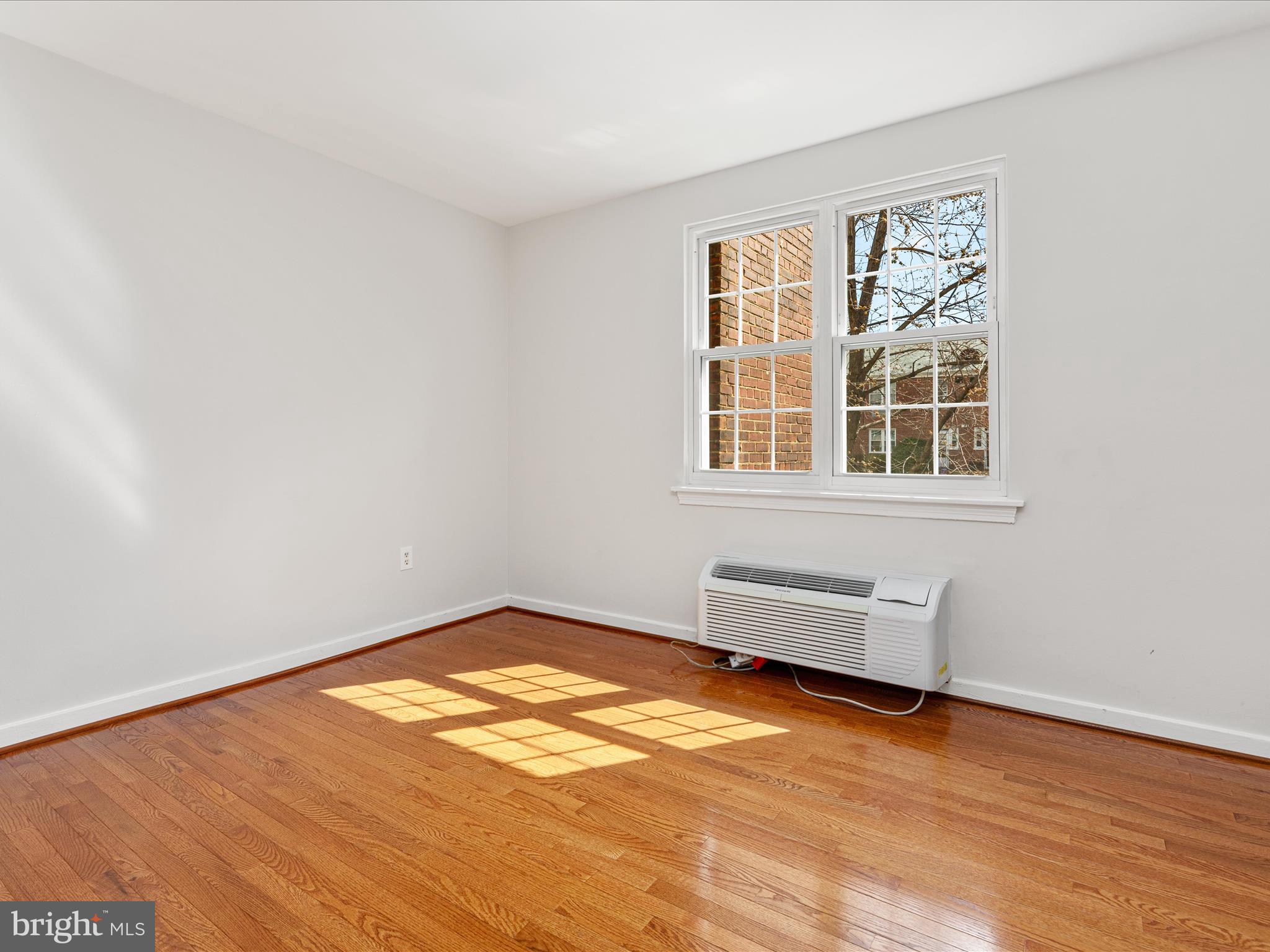 AUBURN VILLAGE - Residential