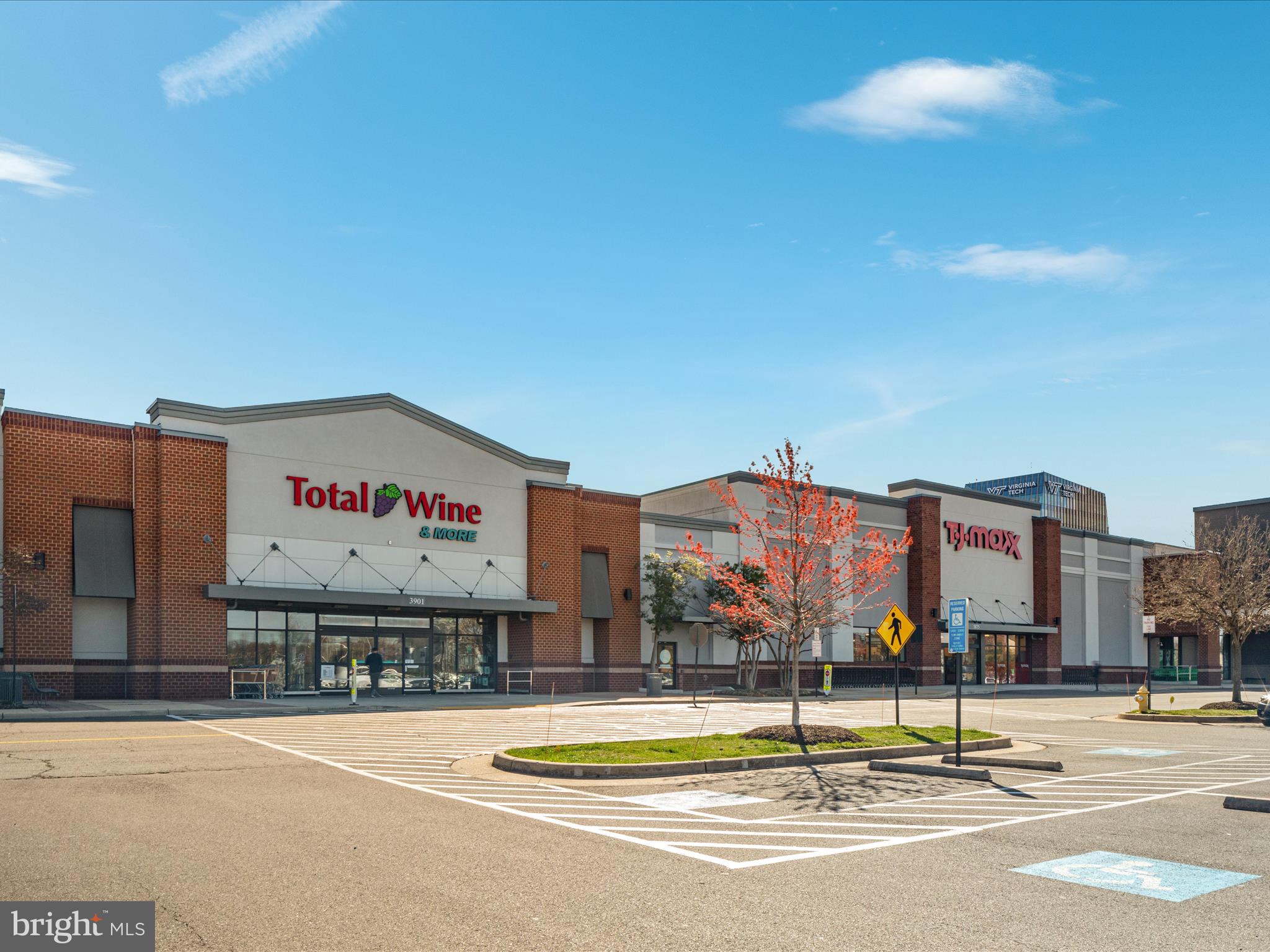 AUBURN VILLAGE - Residential